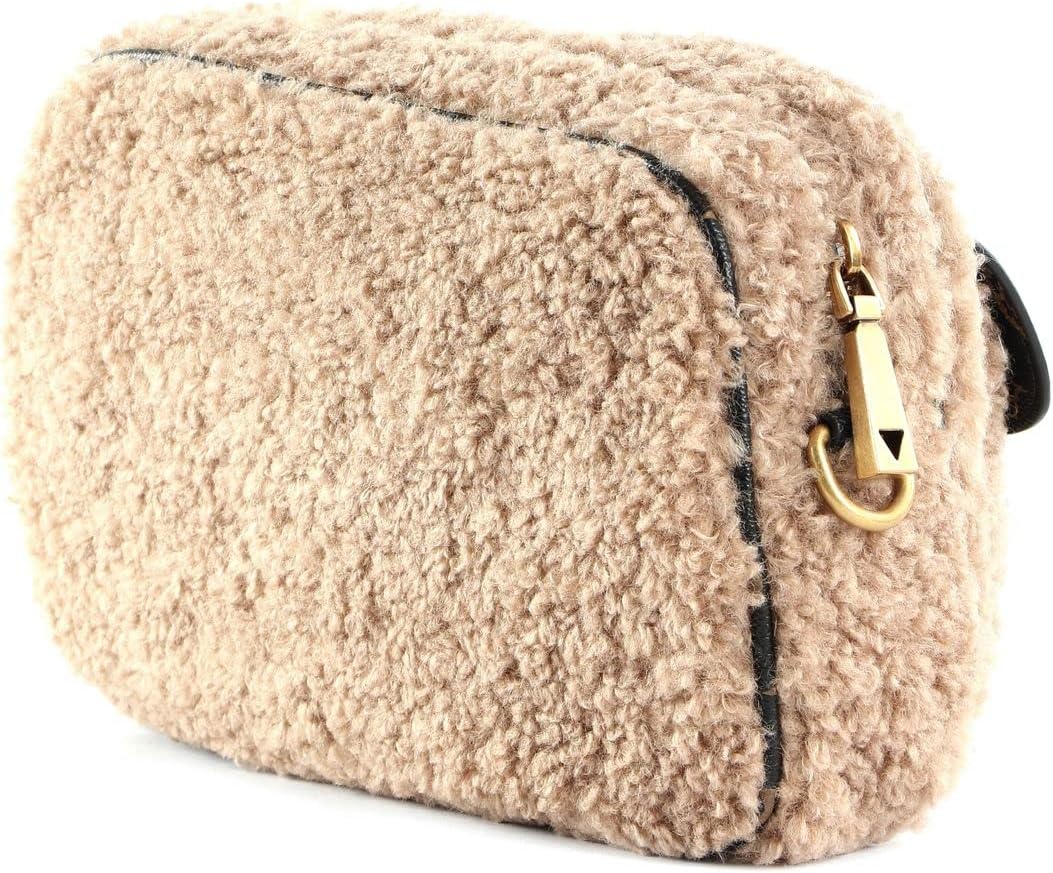 GUESS womens No Limit Crossbody Sling