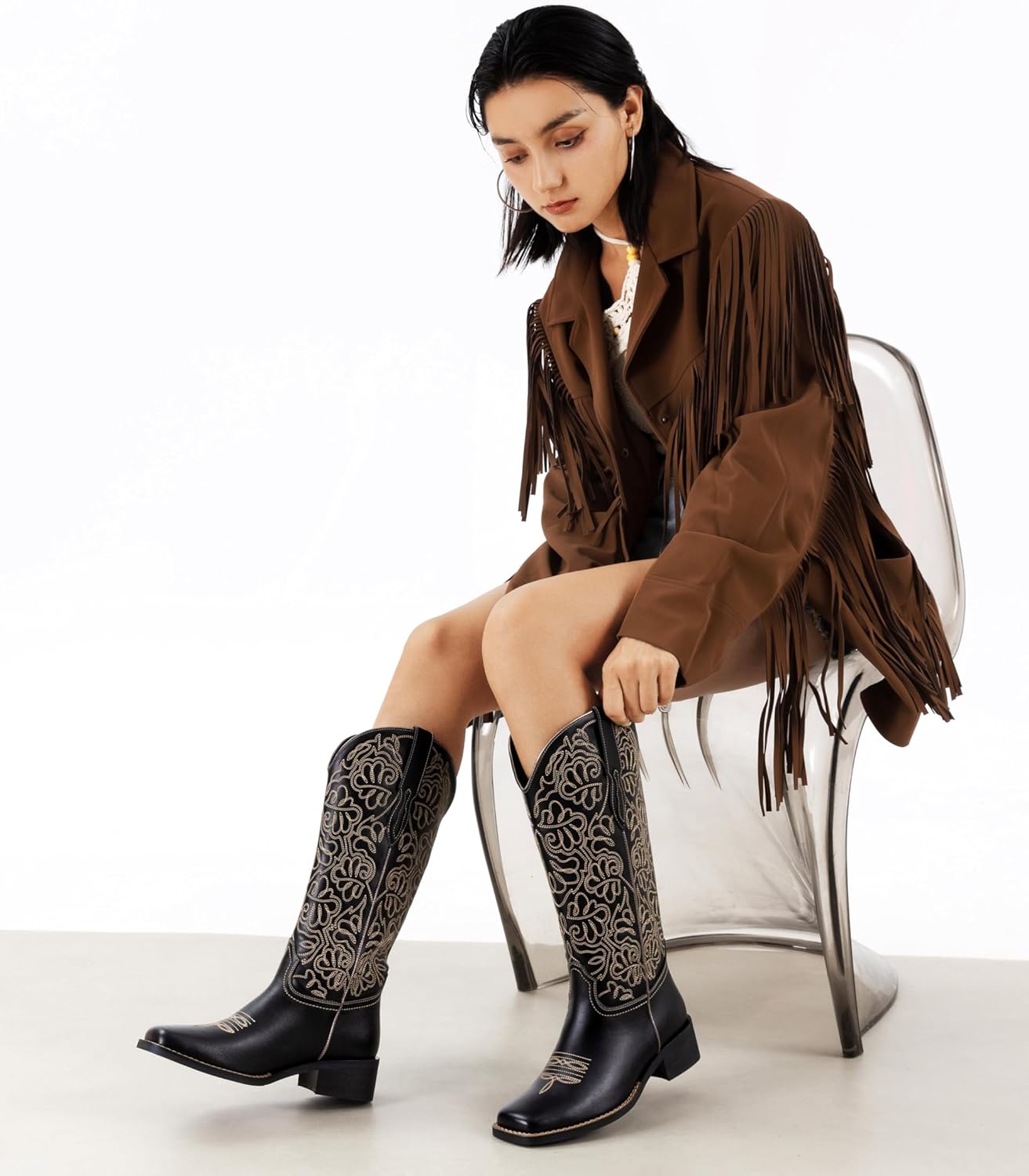 Western Cowboy Boots for Women Embroidered Square Toe Pull on Cowgirl Boots Women Chunky Heel Fashion Mid Calf Fall Boots for Country Music Festival