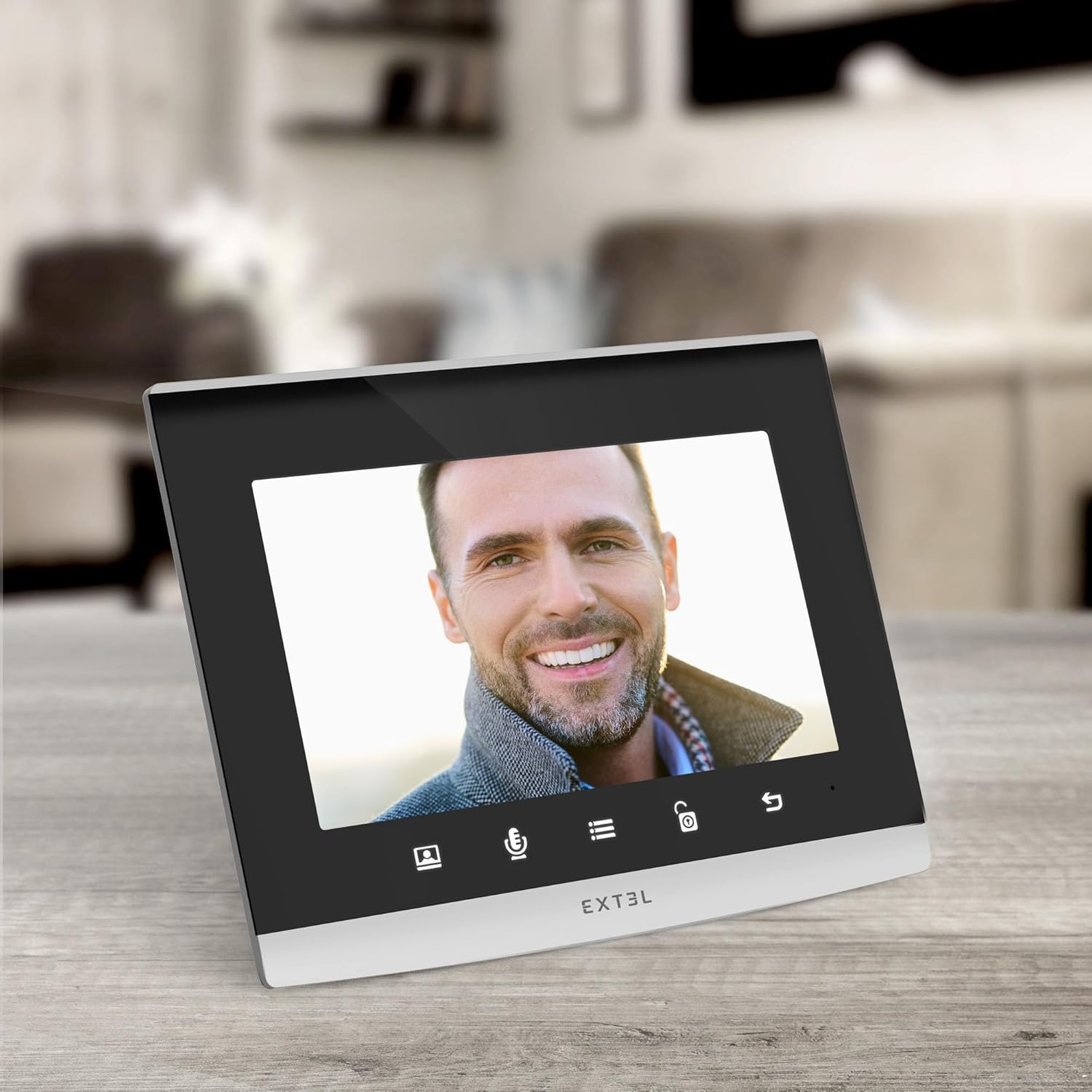 EXTEL Wave 2 Monitor Displaying Visitor