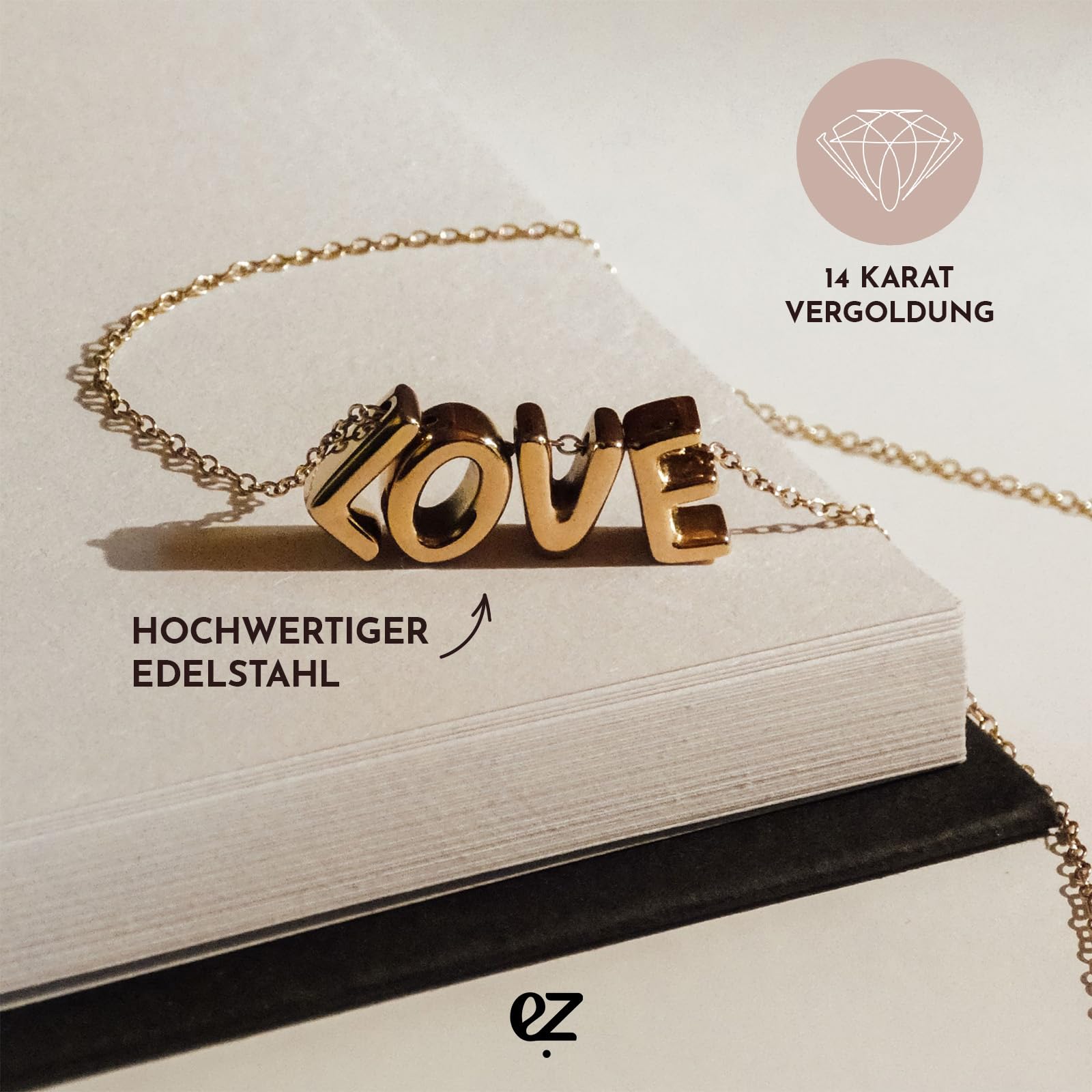 Echtzeit Halskette Love Letters - glänzender Edelstahl - wasserfester & hautfreundlicher Schmuck - verstellbare Kette mit Buchstaben - Geschenk für Damen