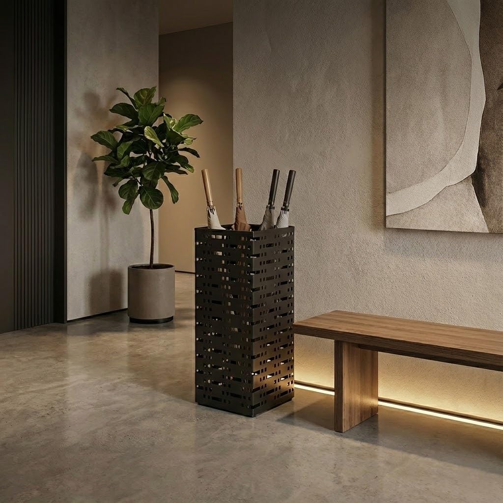 Portaombrelli da ingresso, portaombrelli dal design scavato, compatto e ben ventilato, portaombrelli da terra per case, hotel, uffici o altri luoghi pubblici(42 x 16.5 x 16.5cm)