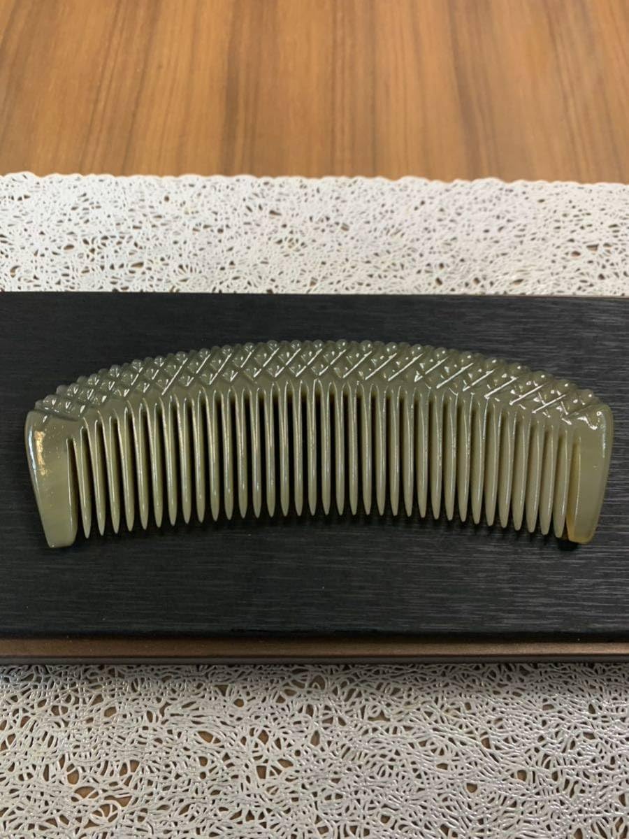 D-085高級　天然水牛角　希少高品質　頭皮マッサージ櫛くし　かっさプレート両用 D-085高級 天然水牛角 希少高品質 頭皮マッサージ櫛くし かっさ