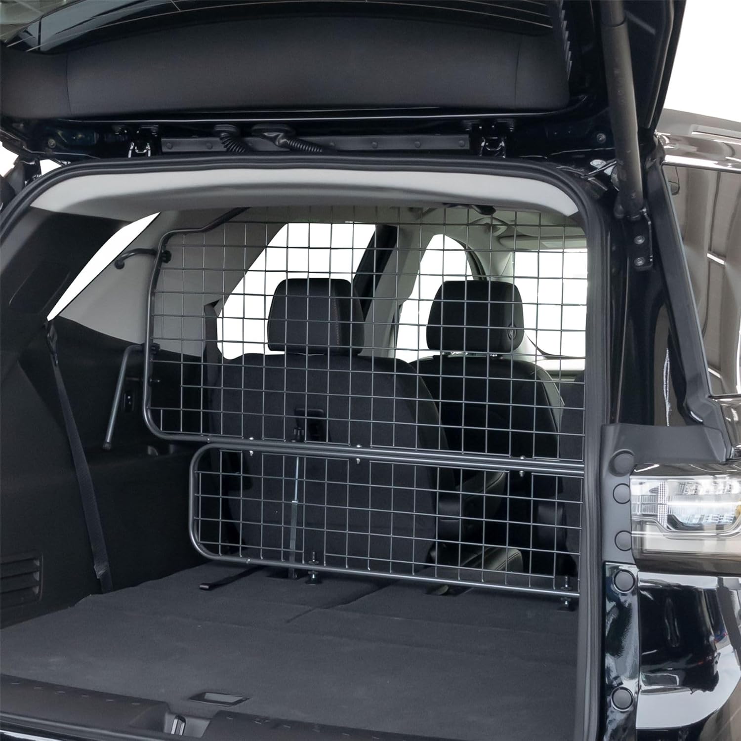 TRAVALL Compatible with Chevrolet Traverse (2017-2021) Dog Car Barrier Guard Custom Fit Heavy Duty Steel Mesh Trunk Divider Safety Travel Premium Luggage Cargo Barrier Backseat Protection