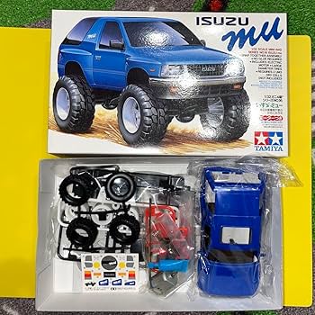 美品　タミヤ　CC-01 シャーシ　いすゞミュー タミヤCC-01いすゞミューが欲しくなるビデオ WANT CC-01? ISUZU
