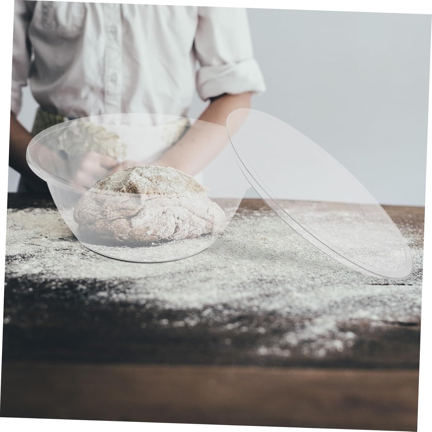 Large Plastic Mixing Bowl with Splash Lid for Food Prep Baking Pet Material for Family Use for Dough Salad and More