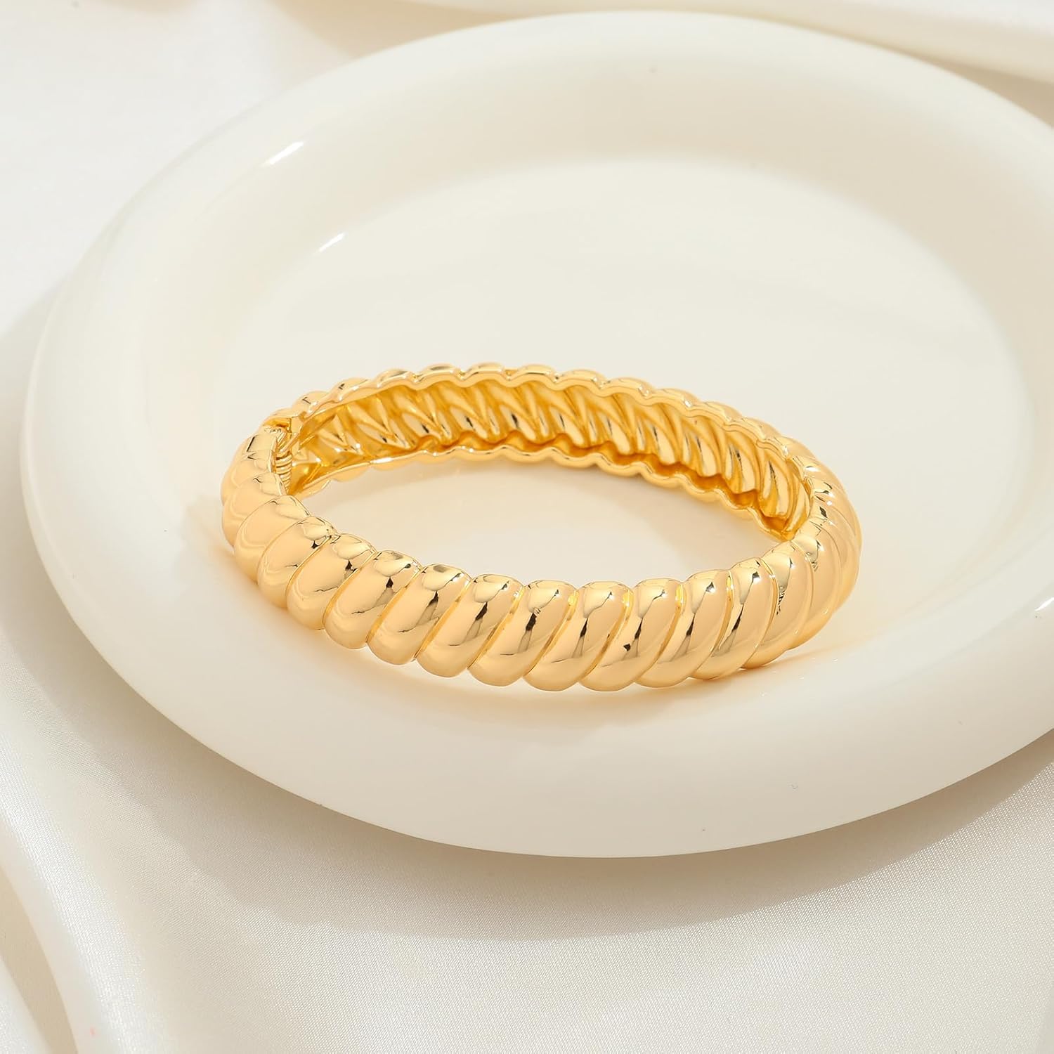 Chunky Gold Bangle Bracelets for Women Twisted Hinged Wrist Cuff Bracelets open Spiraled Oval Bracelet Trendy Jewelry for Women - Image 5