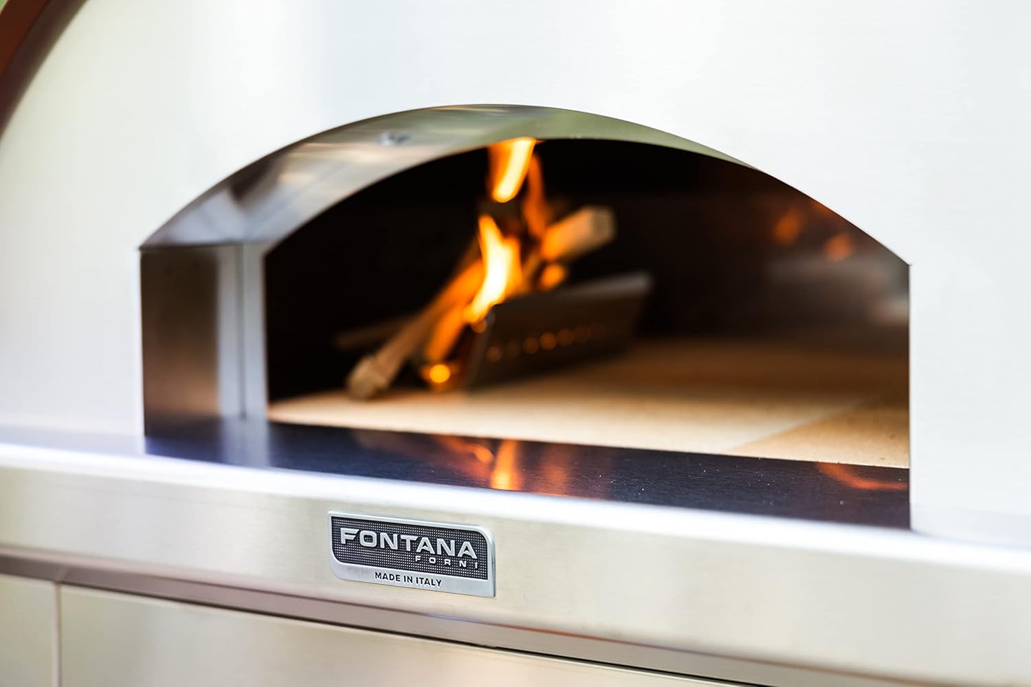 Fontana Forni Marinara Luxury Outdoor Pizza Oven – Wood-Fired, 100% Made in Italy – Reaches 900°F, Cooks 4 Pizzas at Once – Includes Cart & Cover
