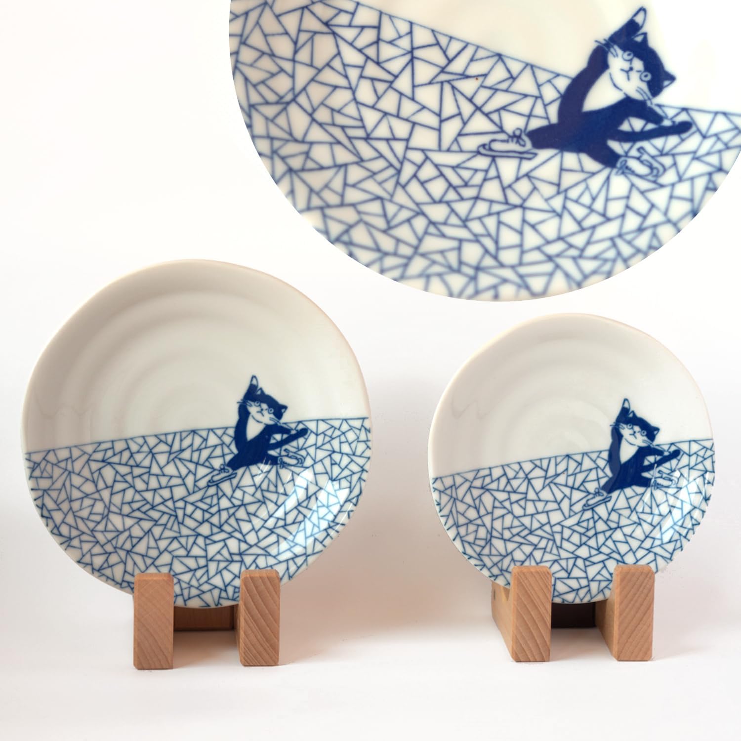 Cat pattern side dish, set of 4, made in Japan, tableware, sashimi plate, home-cooked meal, cat, Mino ware, microwave safe, dishwasher safe (Set of 4 side plates)