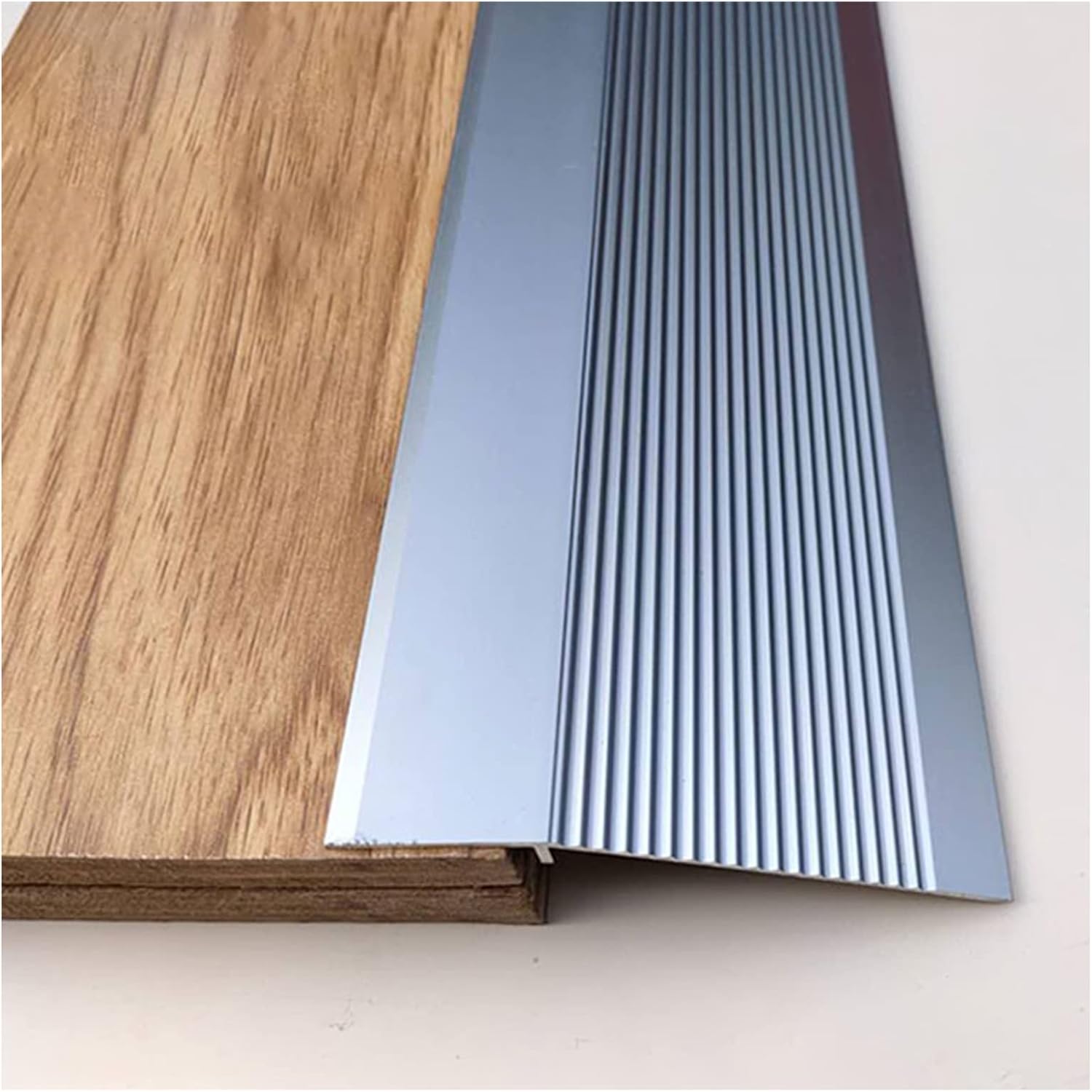 LXLZYXSF Grey Flooring Reducer Fluted, Uneven Floor