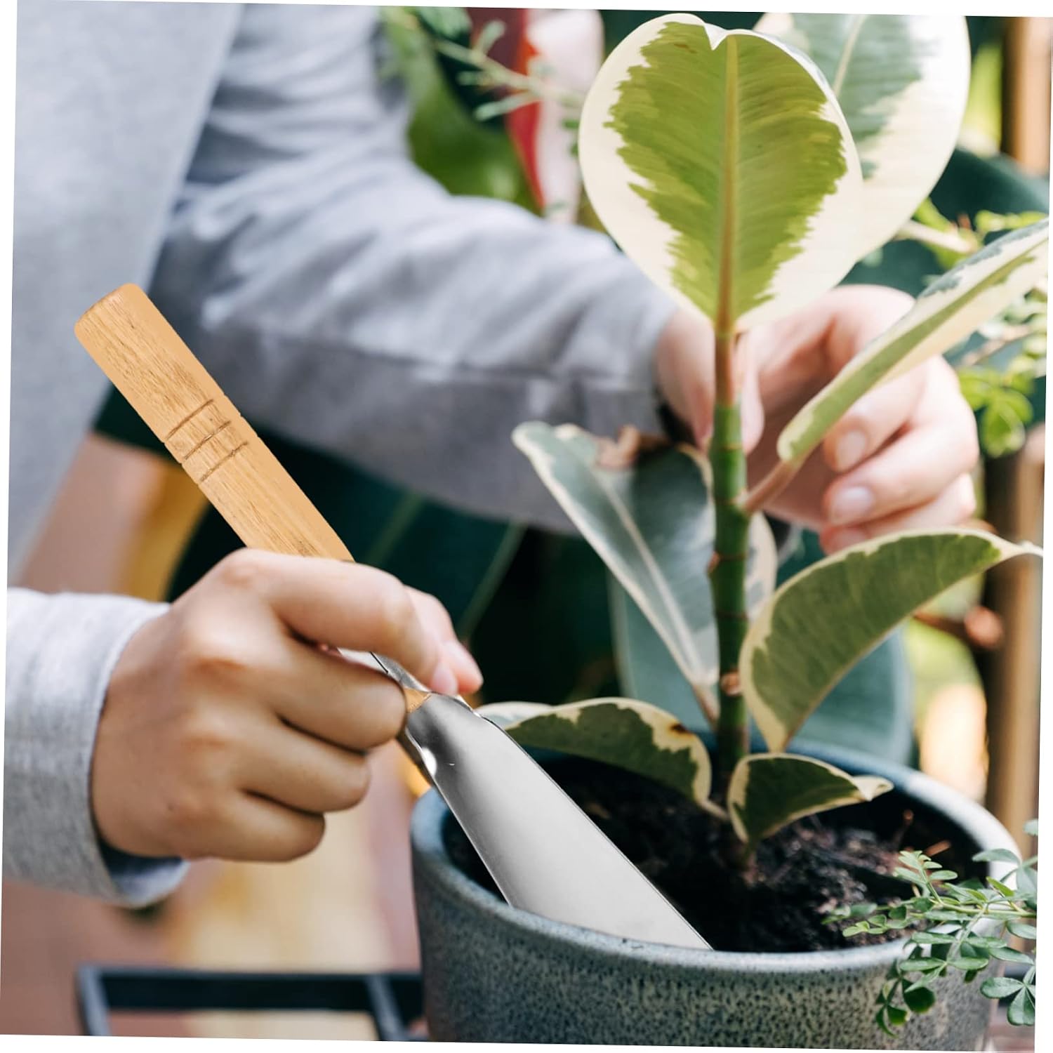 BESTonZON Gardening Shovel Handle Hand Spade for Digging Planting and Outdoor Activities for Home Gardening and Camping