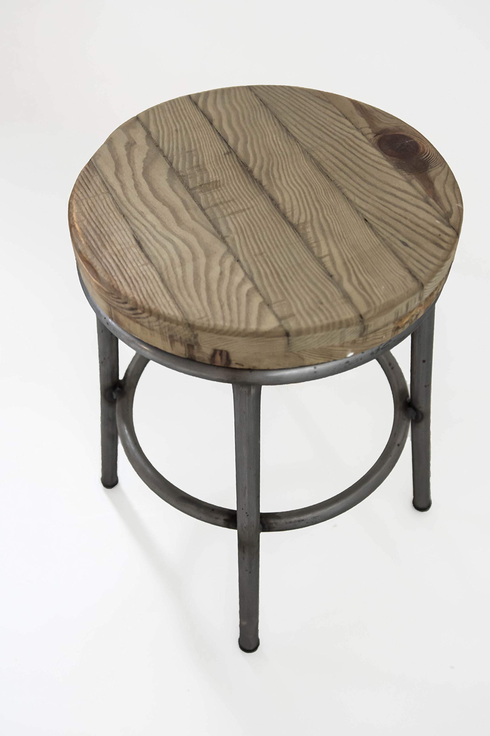 Sam Taburete Bajo Metal y Madera TOM Industrial, Asiento de Madera de Pino, Estructura Metálica, 49x35cm, Acabado Industrial, Color Gris Metálico, Incluye Imán Personalizable de Regalo