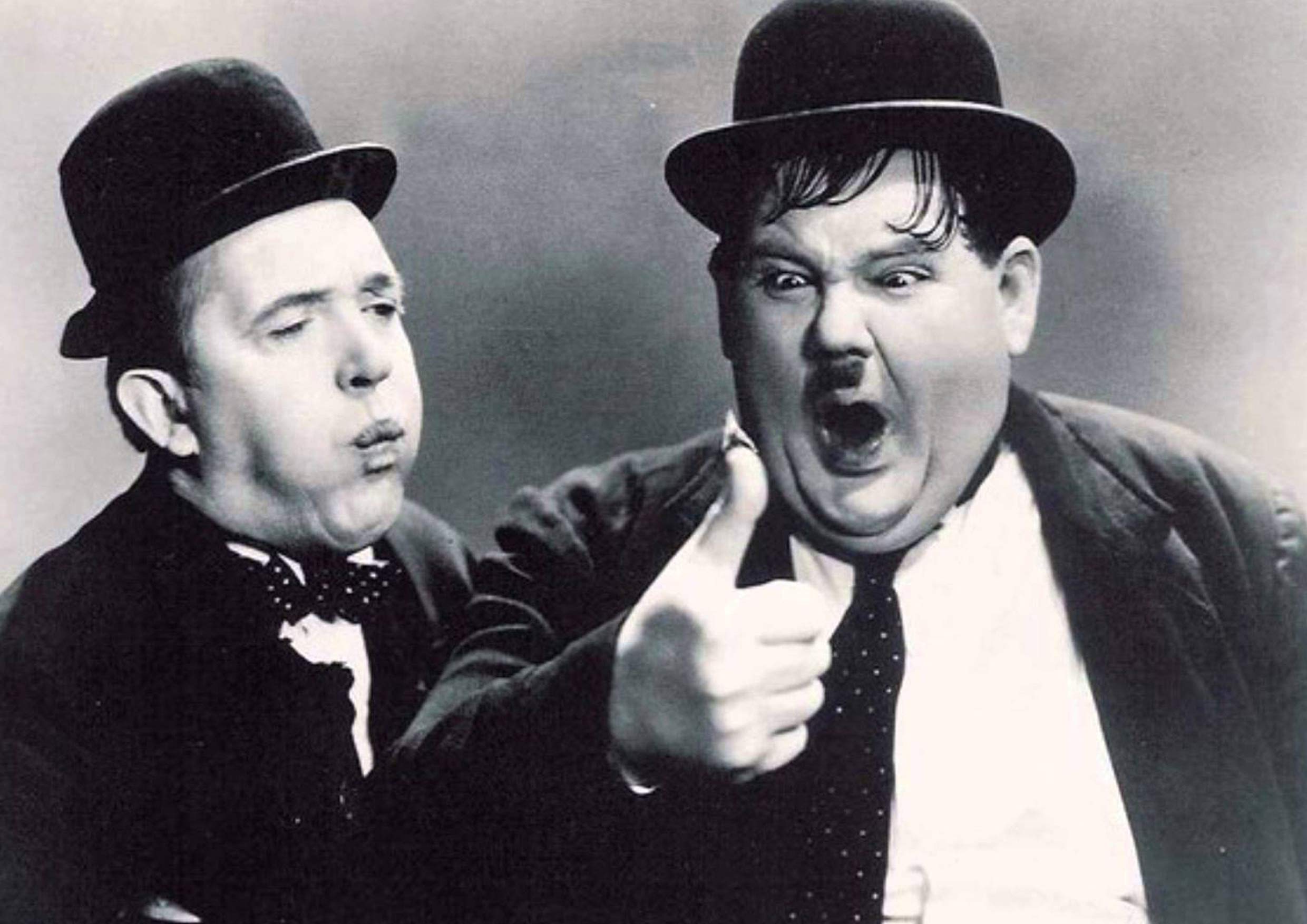 Boblet Posters White,Transparent Laurel & Hardy #1 Comedy Film Effect A4 Unframed Cinema Movie Star Black And White Poster Famous Hollywood Funny Burn Picture Bedroom Artwork Print Photo Wall Decoration Reprint