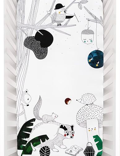 Rookie Humans Sábana bajera ajustable 100% satén de algodón para cuna: sueños de bosque. Moderna habitación del bebé, uso como fondo de fotos para