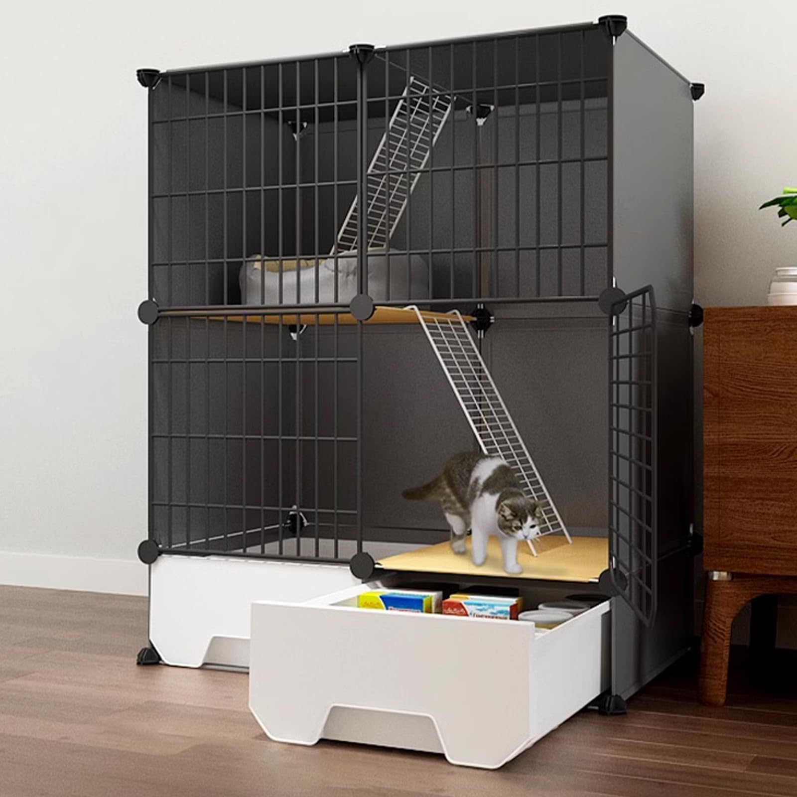 Cage pour chat d'appartement idéale pour sécuriser le balcon et le salon avec litière