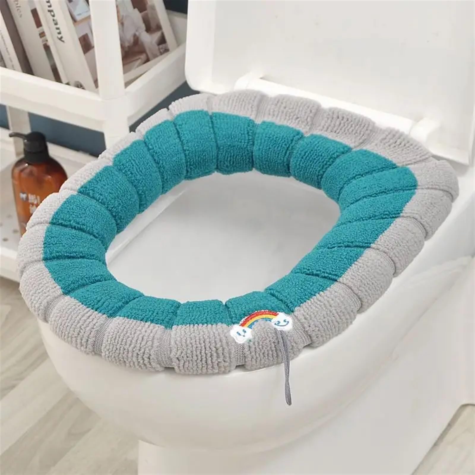 Housse de si&egrave;ge de toilette douce pour ne plus jamais avoir froid aux WC en hiver