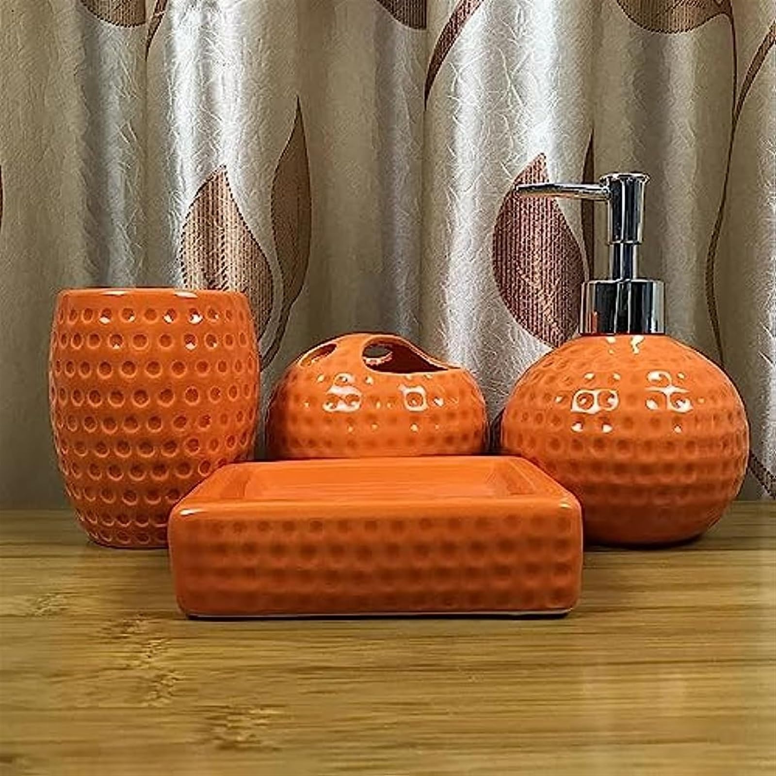 Ensemble d'accessoires de décoration de salle de bain en céramique orange 4 pièces comprenant un distributeur de savon, un porte-savon, un porte-brosse à dents et une tasse, disponible en plusieurs co
