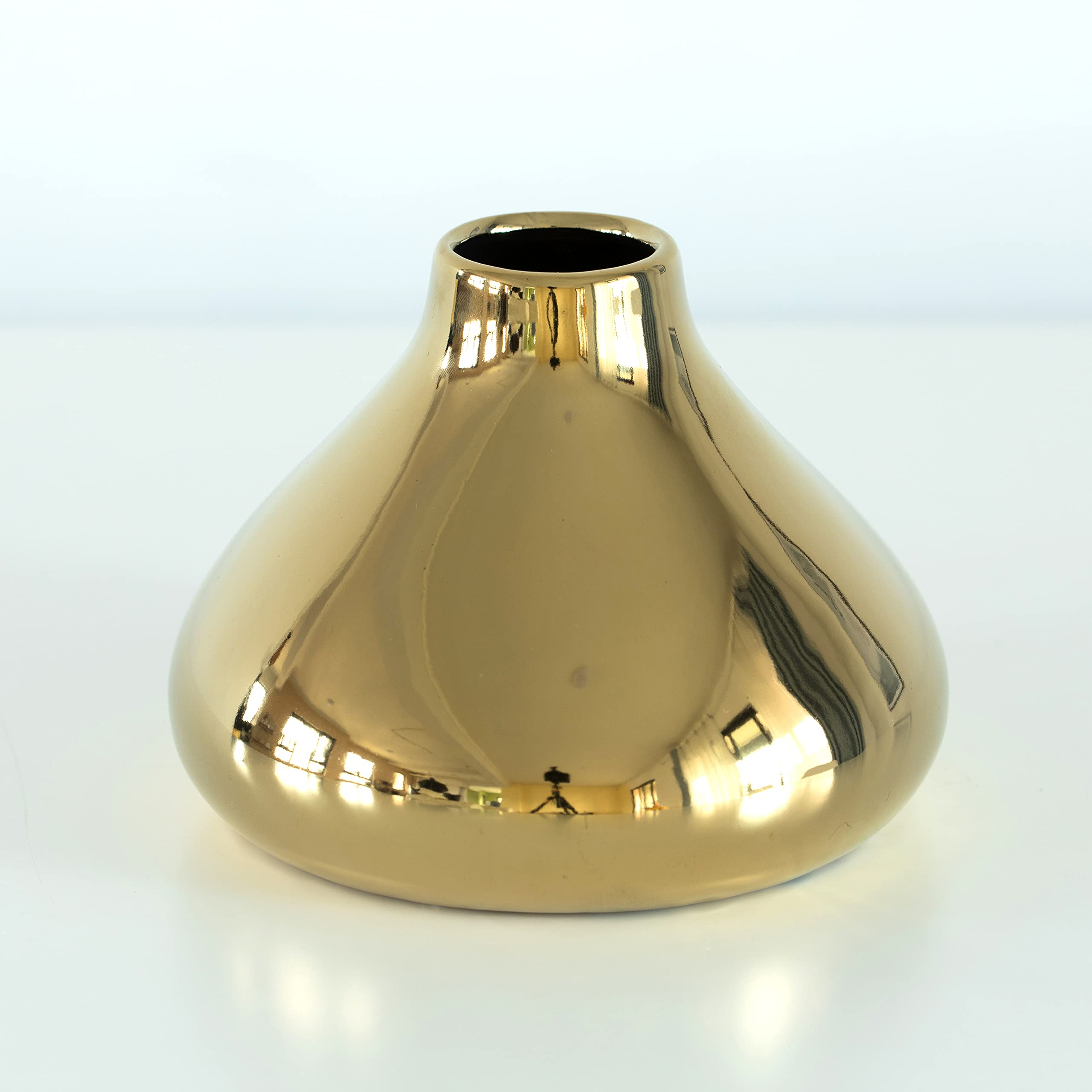 Fabulaxe 16,5 cm szer. x 12 cm wys. dekoracyjny ceramiczny nowoczesny wazon na kwiaty na stół centralny, złoty, QI004056.S