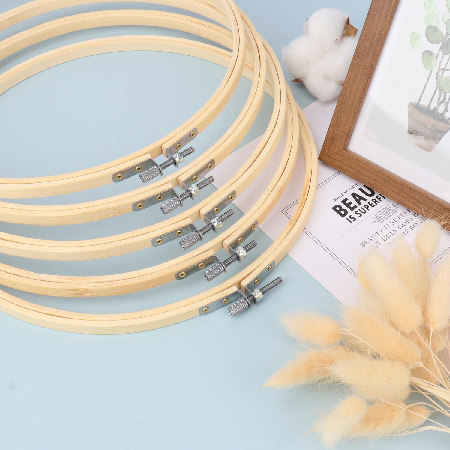 IHDYPPEW 15 Stück 25,4 cm runde Stickrahmen, verstellbarer Kreis Kreuzstich Hoop Stickring Bambus Stickrahmen für Handwerk, DIY, Hochzeit, Party, Urlaub Dekoration