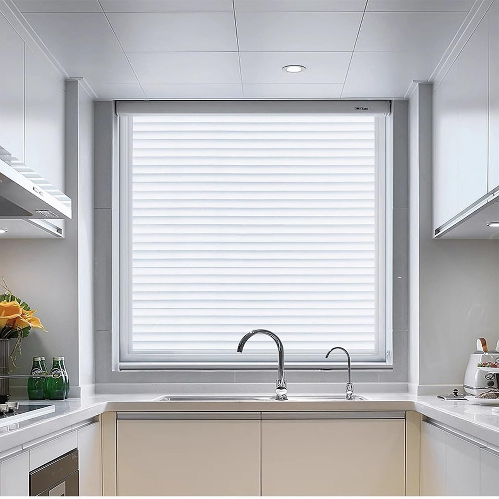 Pellicola per Vetri Finestre Privacy 35 x 130 cm, Senza Colla, Aderenza Statica, Facile Applicazione, Privacy Finestre, Senza Colla Tenda Pellicola Isolante, per Casa Cucina, feritoie