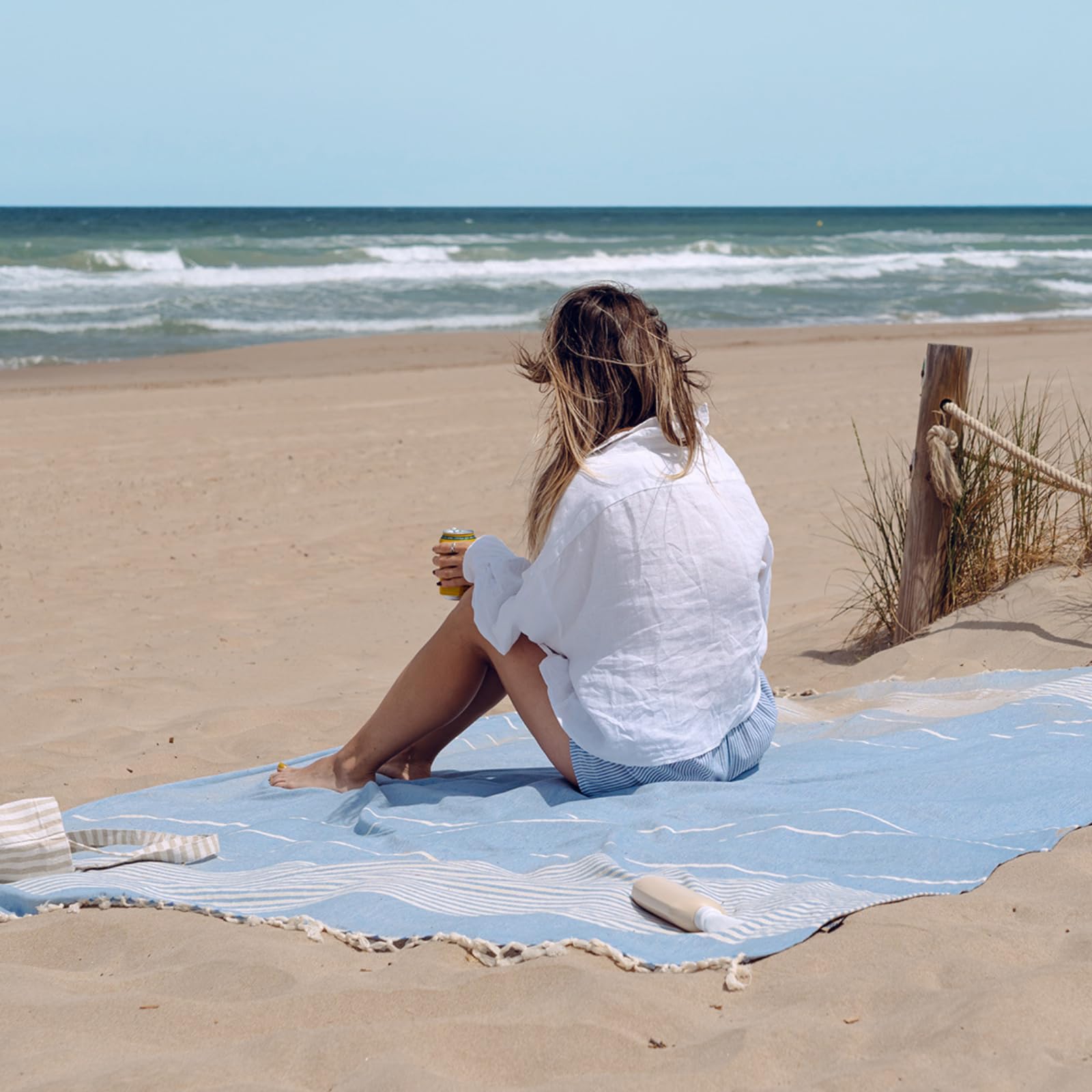 MOMOMUS Fouta Telo Mare Grande in Cotone con Frange e Senza Sabbia - Telo da Spiaggia Antisabbia XXL - Ideale como Arazzo/Pareo/Telo Picnic o Blanket per Prato - Azurro, 210x240 cm