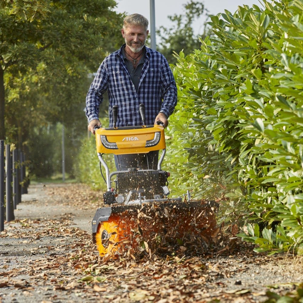 Stiga SWS 800 GE Benzin-Kehrmaschine mit Elektrostart