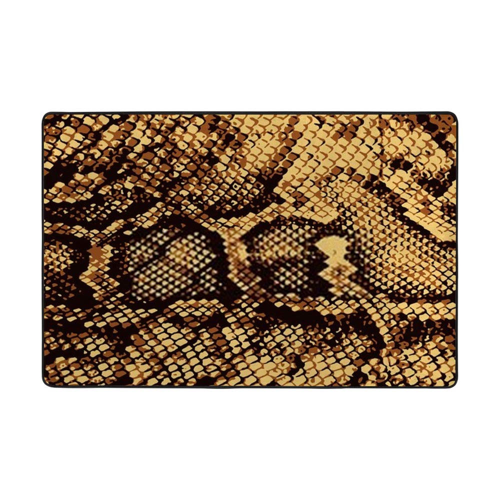 Tapis en forme de serpent velours corail Ruchen pour un salon cocooning