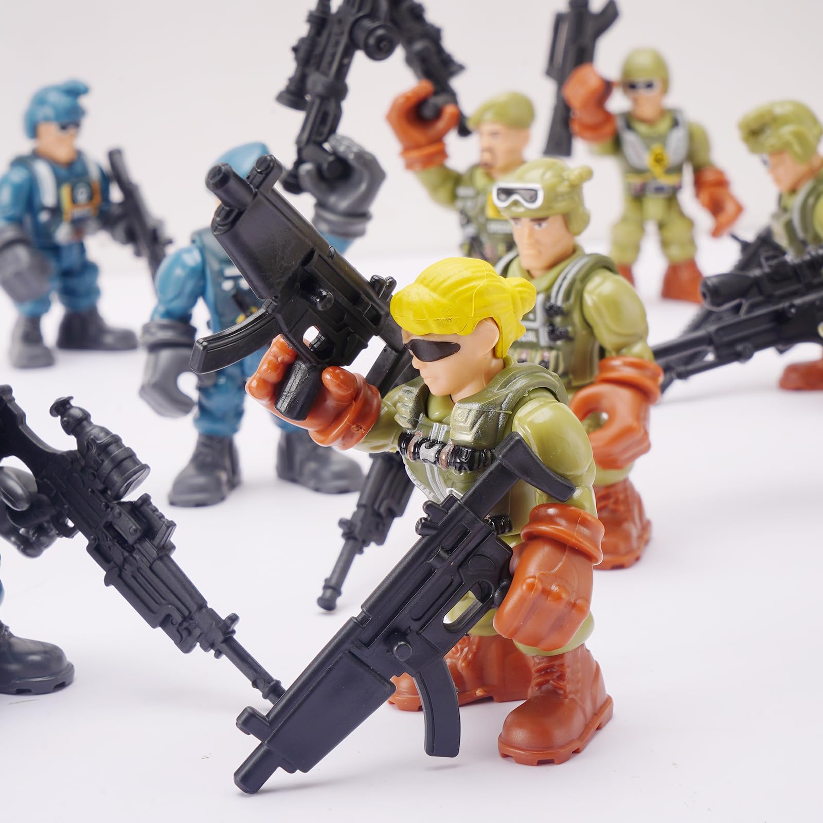 Amazon.co.jp: Sepco 特殊部隊 軍事アクションフィギュア 武器付き