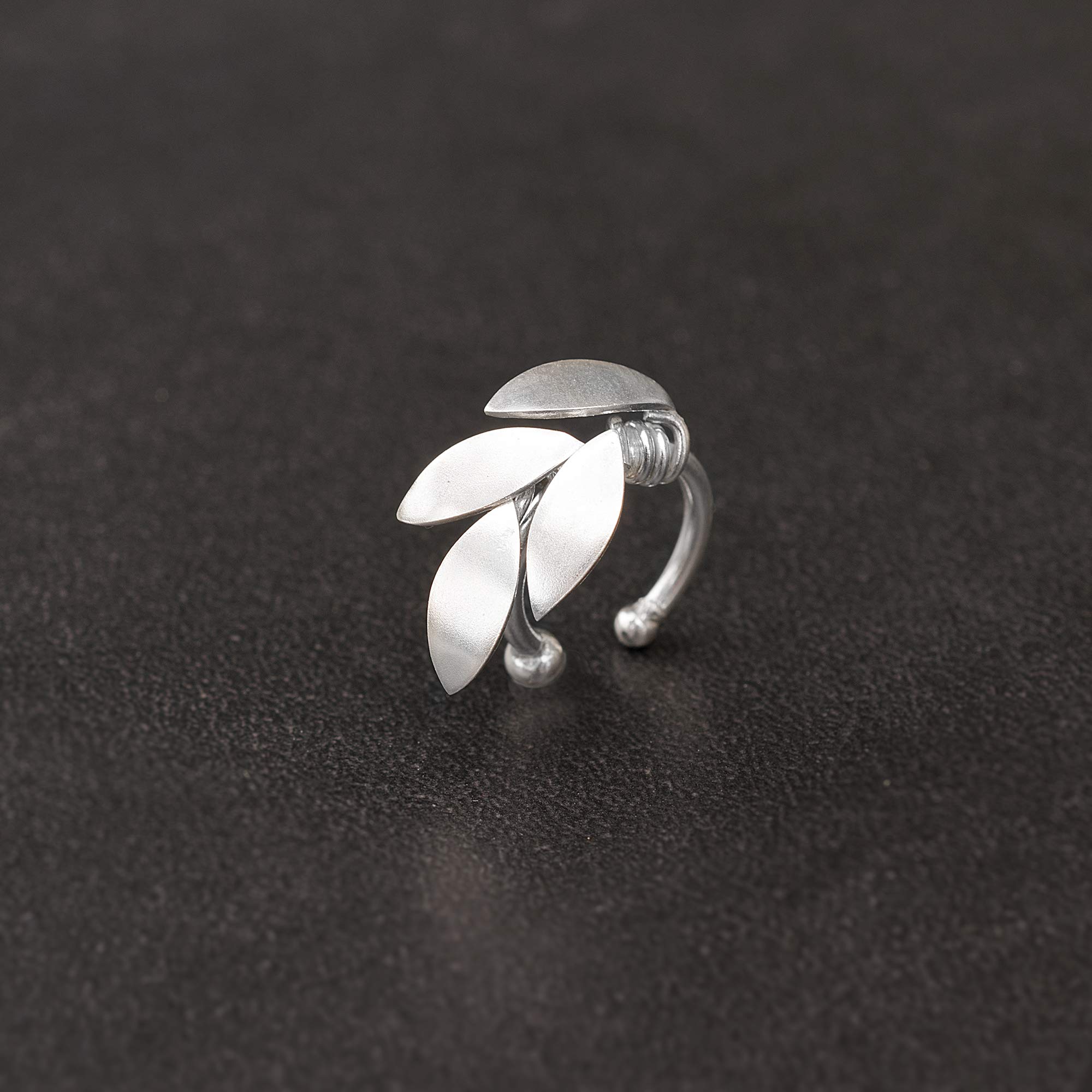 Ear Cuff Ohrring ohne Ohrloch aus 925 Sterlingsilber - Griechische Olivenblätter Greek Goddess Style - Nickelfrei Hypoallergen - Einzeln - Handmade by Emmanuela