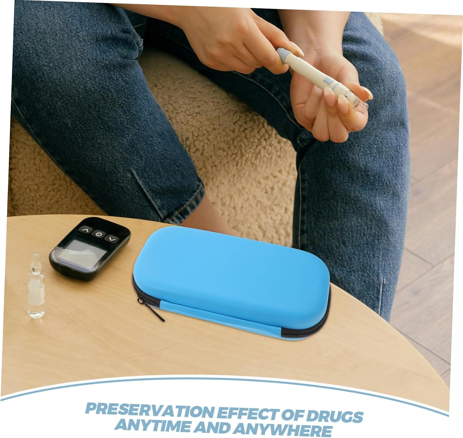 Insulated Travel Case for Injection Pens Portable Medication Cooler Bag Compact and Lightweight Organizer for Safe Storage Stylish Design for Easy Identification