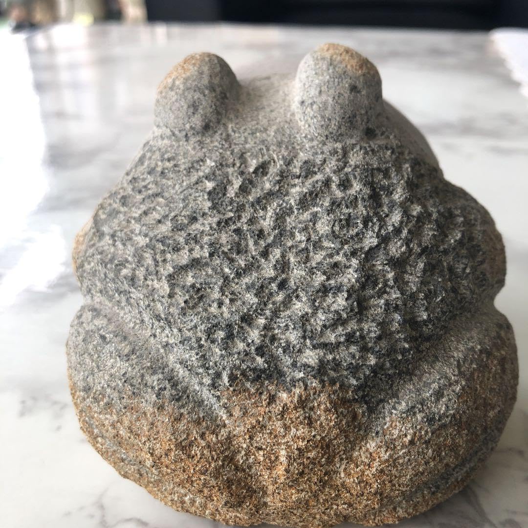 無事カエル　石置物 Amazon.co.jp: 無事カエル 石置物 : ホーム＆キッチン