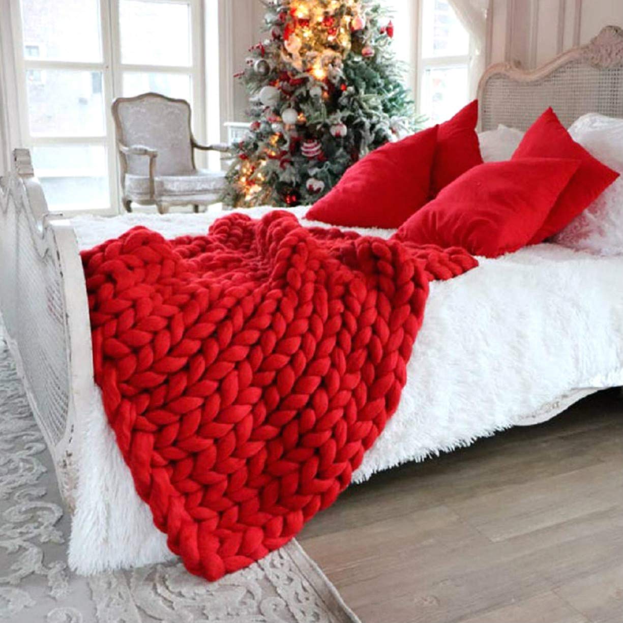 QIUM Chunky Knit Blanket | Hand Knitted Super Soft Giant Yarn Throw Blankets | Beautiful Boho Home Decor Throw, Gift for Farmhouse Couch Sofa Bench Bed Chair, Pet Mat, Baby Blanket