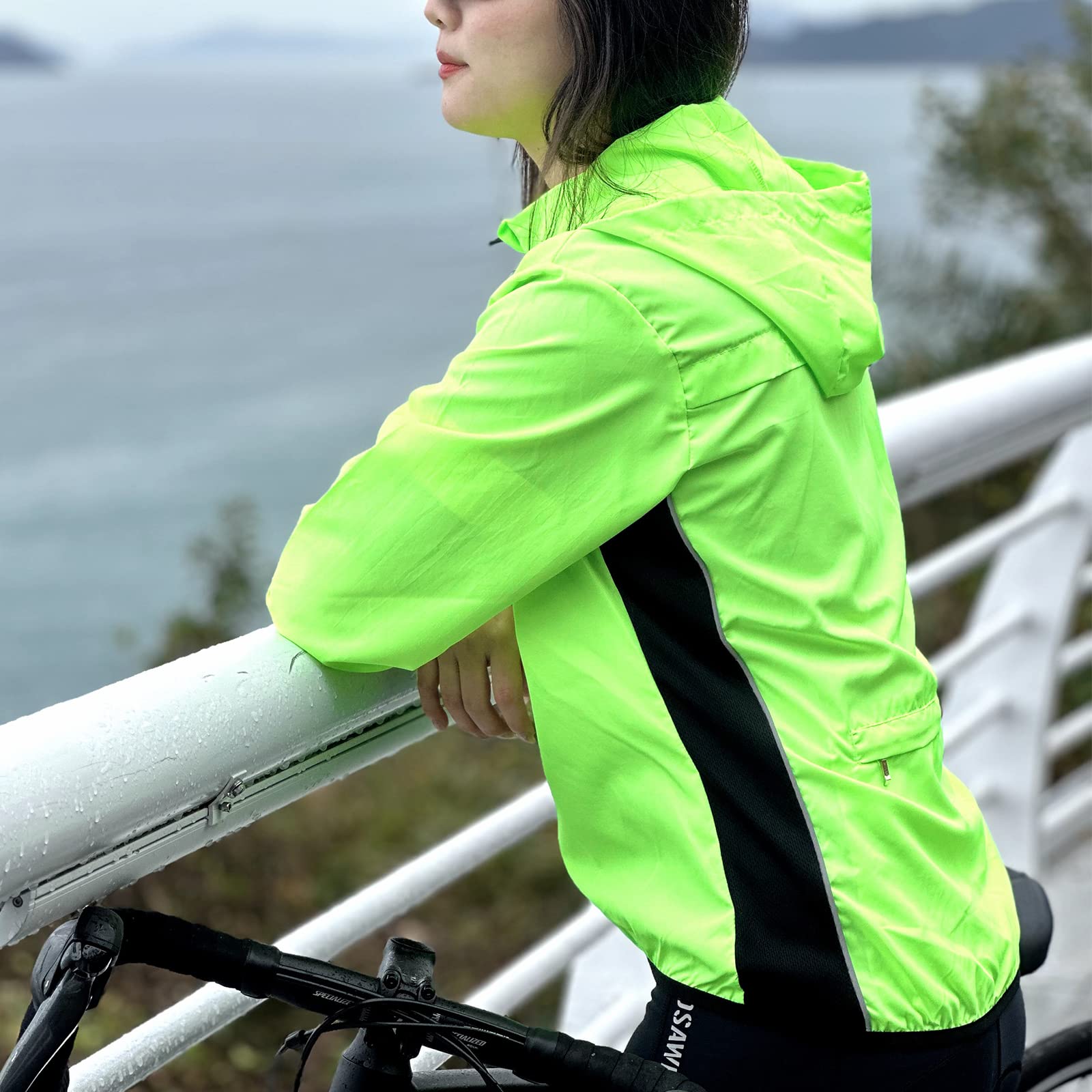 WOSAWE Veste de Cyclisme pour Femme, Respirant Léger Manteau avec Capuche pour Voyage Camping Randonnée Vacance Trekking