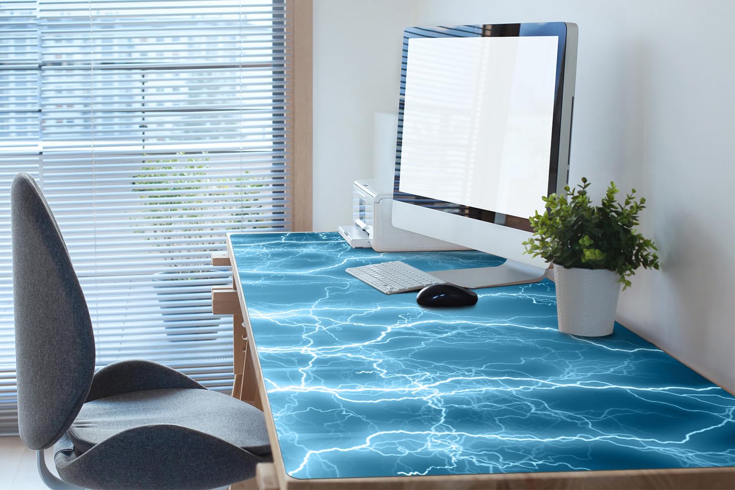 Sottomano da Scrivania 120x60 cm in Vinile PVC Protezione e Decorazione Facile da Pulire Superficie Protettiva per Ufficio e Casa Antiscivolo Impermeabile - Fulmini blu