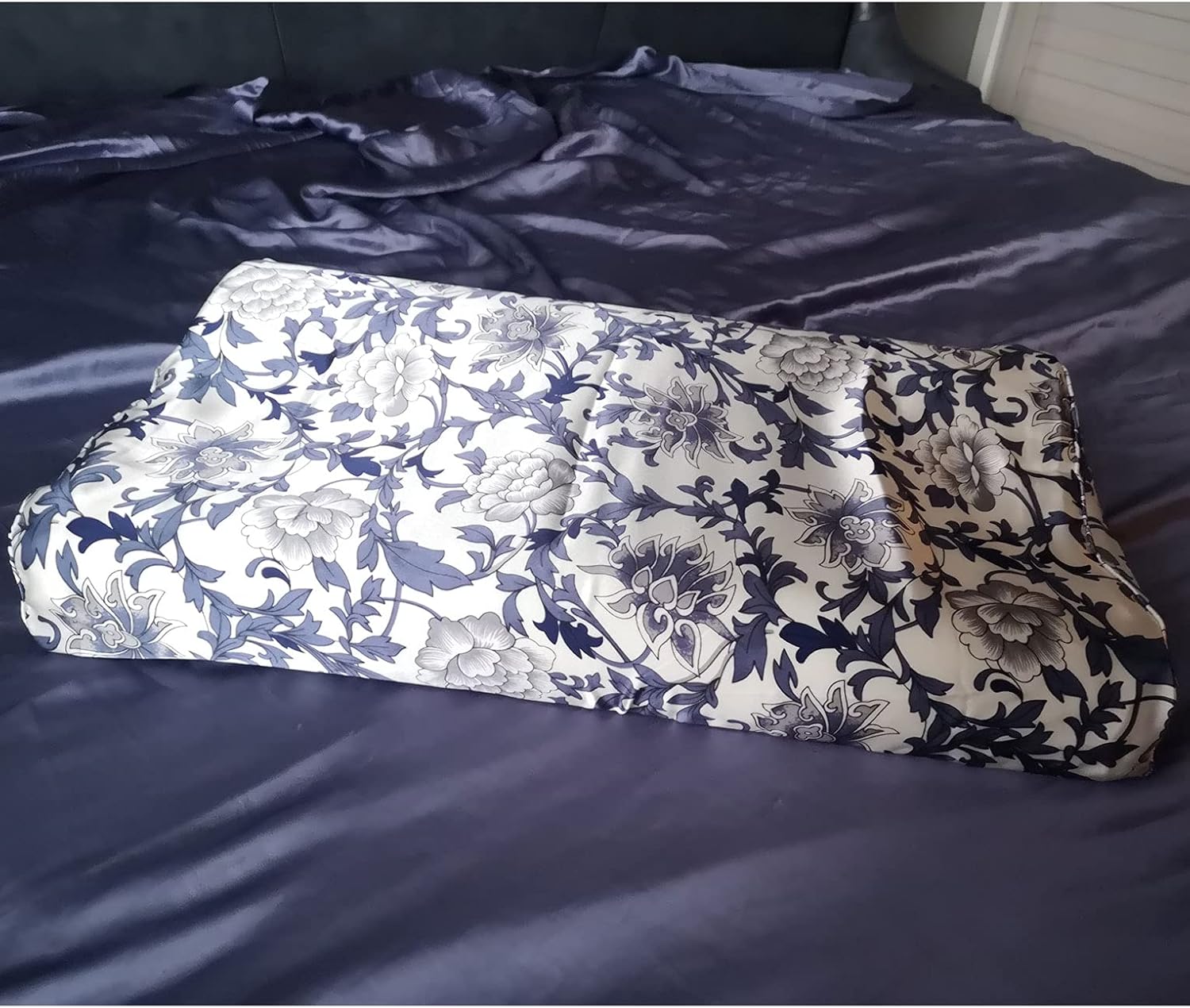 Silk Pillowcase for Memory Foam Pillow Neck Pillow, Pure Mulberry Silk Pillow Case for Cervical Pillow Contour Pillow (Black, 24" x 14" x 4.7"/3.9")