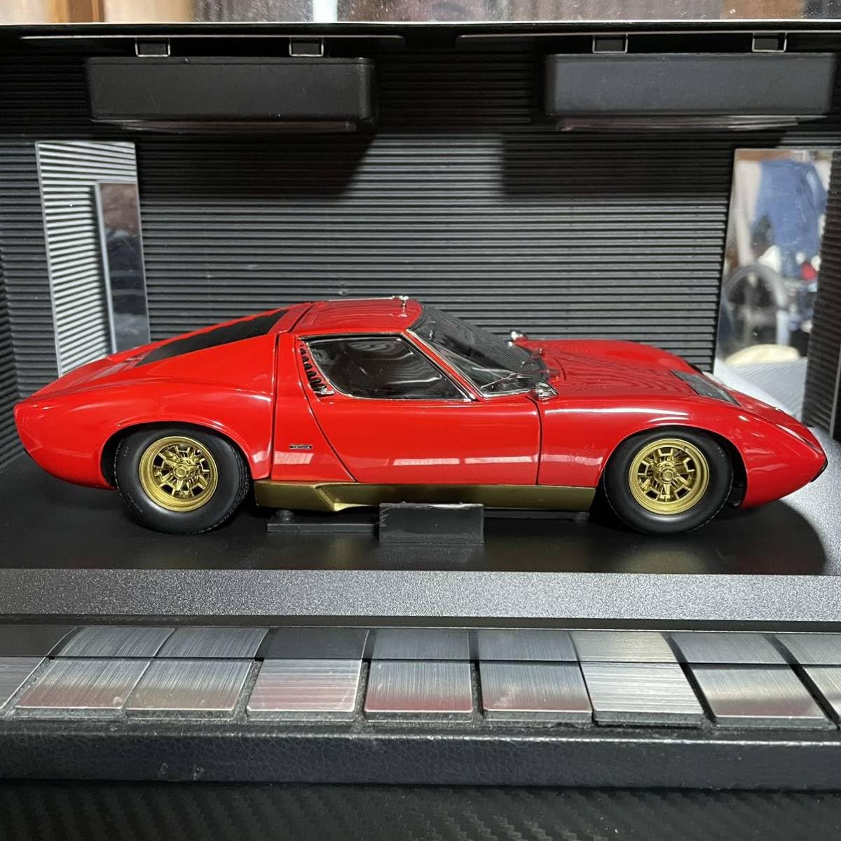 未展示品 京商 1/18 ランボルギーニ ミウラ P400 SV レッド Amazon | 京商オリジナル 1/18 ランボルギーニ ミウラ P400S