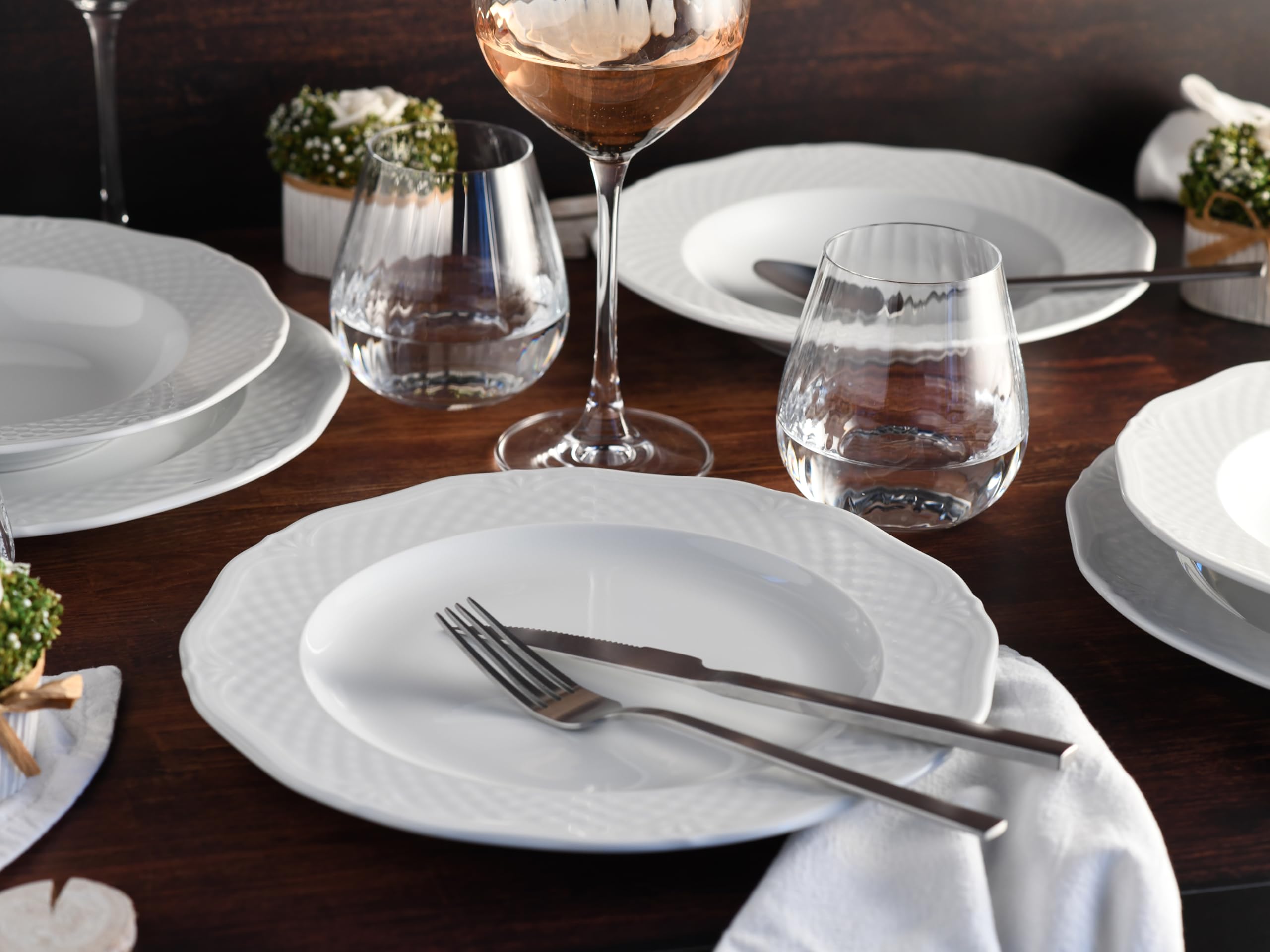 CreaTable, 24590, seria Arianne, 12-częściowy zestaw naczyń dla 6 osób, zastawa stołowa z porcelany, nadaje się do mycia w zmywarce i używania w kuchence mikrofalowej, Made in Europe