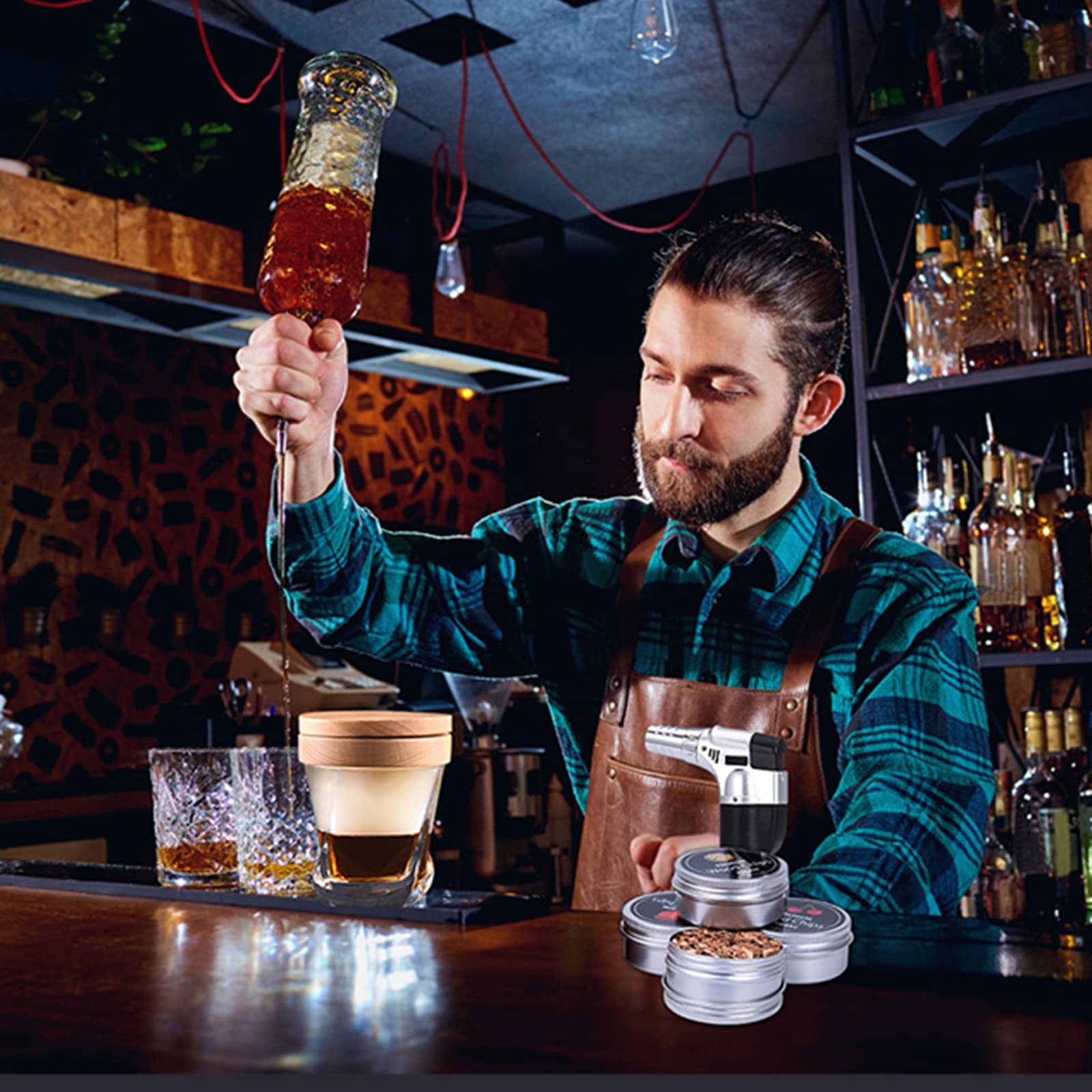 Affumicatore Cocktail, MKNZOME Kit Fumatore Cocktail con Torcia Kit Affumicatore Whisky con 4 Trucioli di Legno Compleanno Festa del Papà Regalo Fumatore per Padre, Marito, Ragazzo Amante