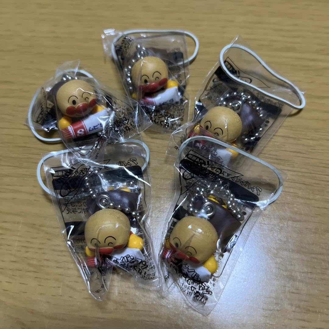 Amazon.co.jp: 【】ムヒ アンパンマンキーホルダー5個セット : おもちゃ