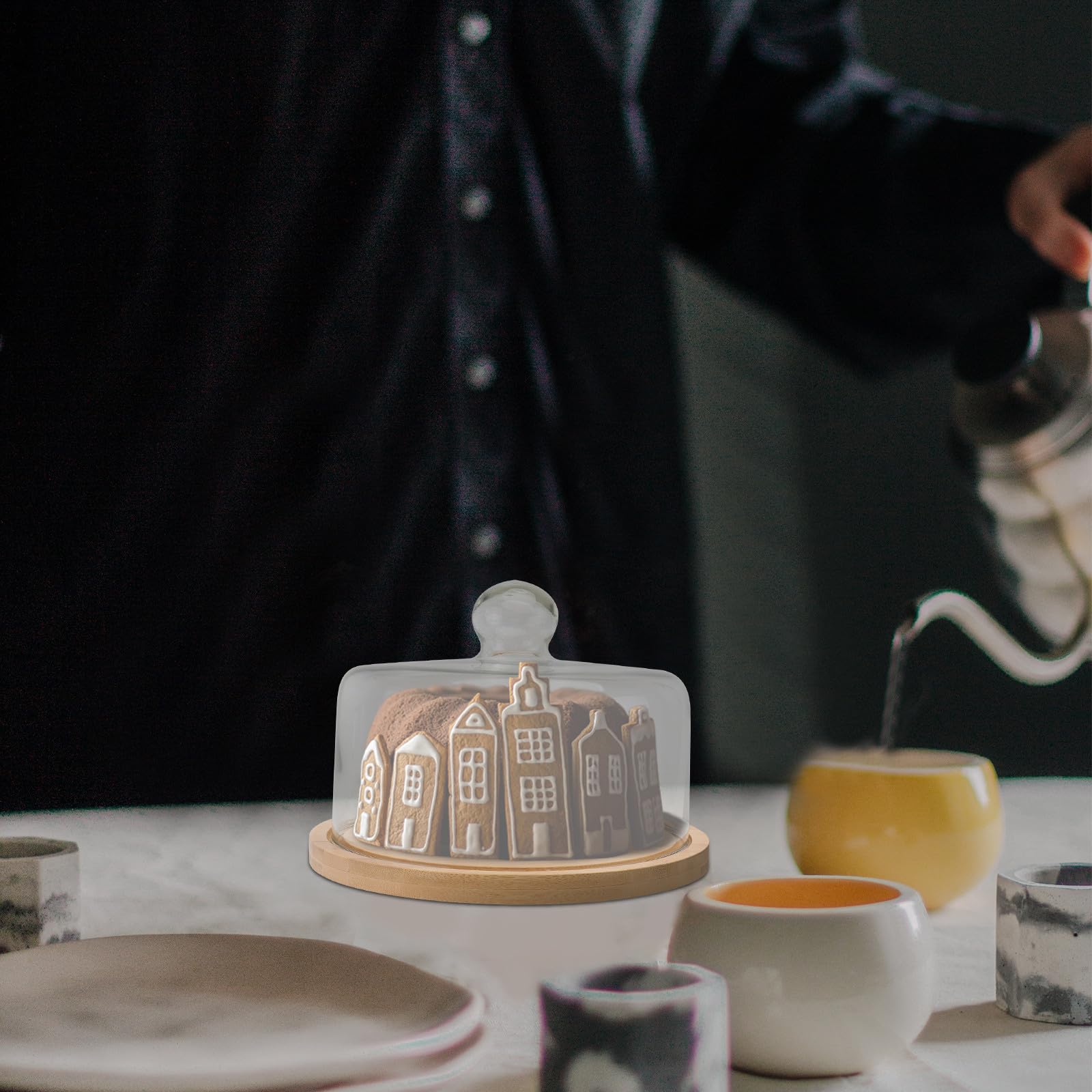 Zerodeko Set per Dolci Vassoio Girevole in Bamboo e Coperchio in Vetro Trasparente, per Mantenere Puliti Snack e Pasticceria in Occasione di Housewarming
