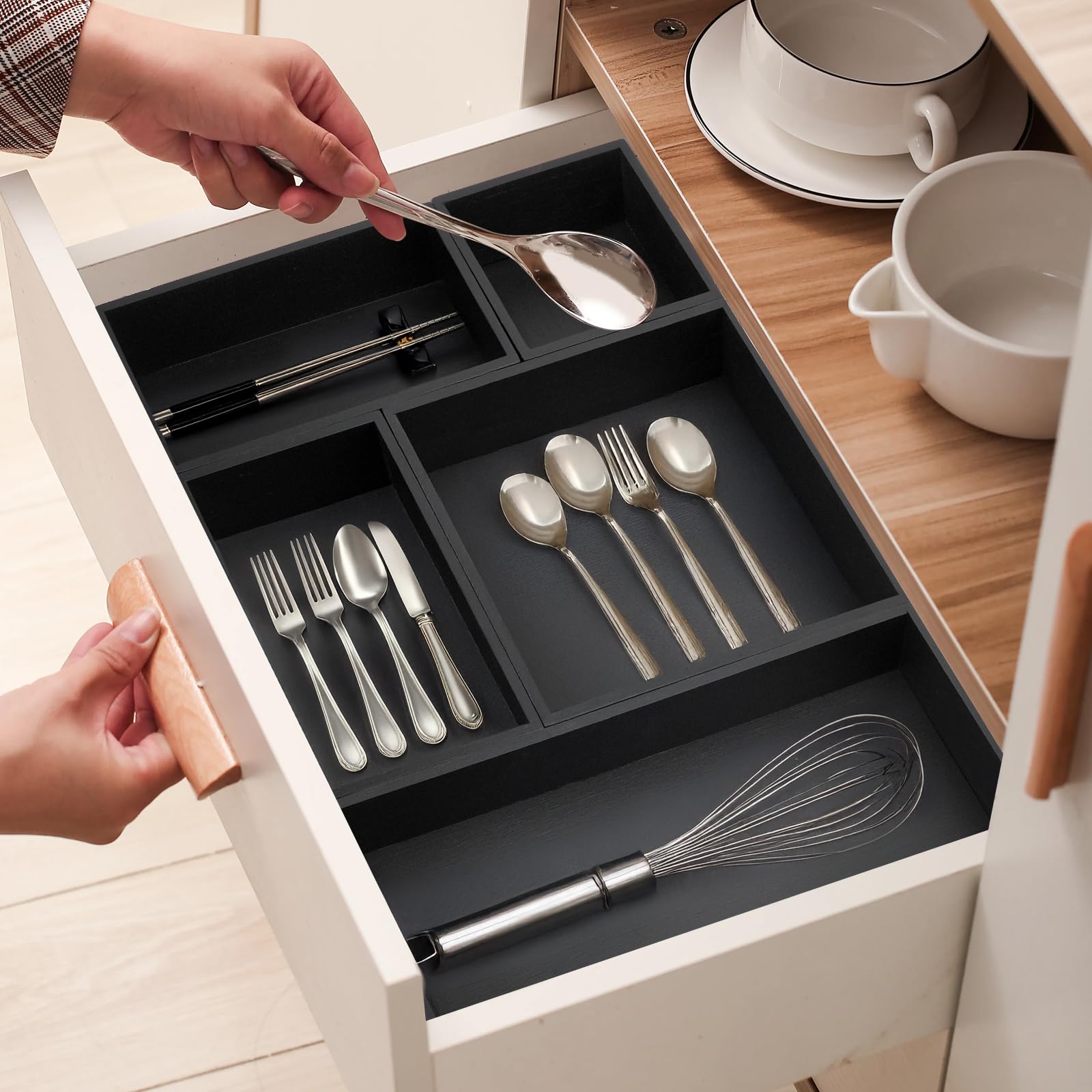 Organizer Cassetti 5 Pezzi in Bambù, Portaposate da Cassetto Separatori per Cassetti con 2 Divisori per Cassetti Regolabili Organizzatore Scrivania per Cassetto Bagno Cucina Trucchi, Nero