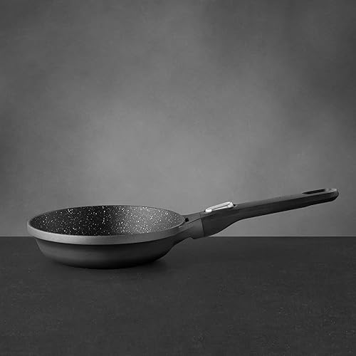 Miniatura 4 de BergHOFF GEM - Sartén antiadherente de aluminio fundido de 8 pulgadas, 1.2 cuartos de galón de capacidad, mango desmontable, color verde ferno-PFOA,