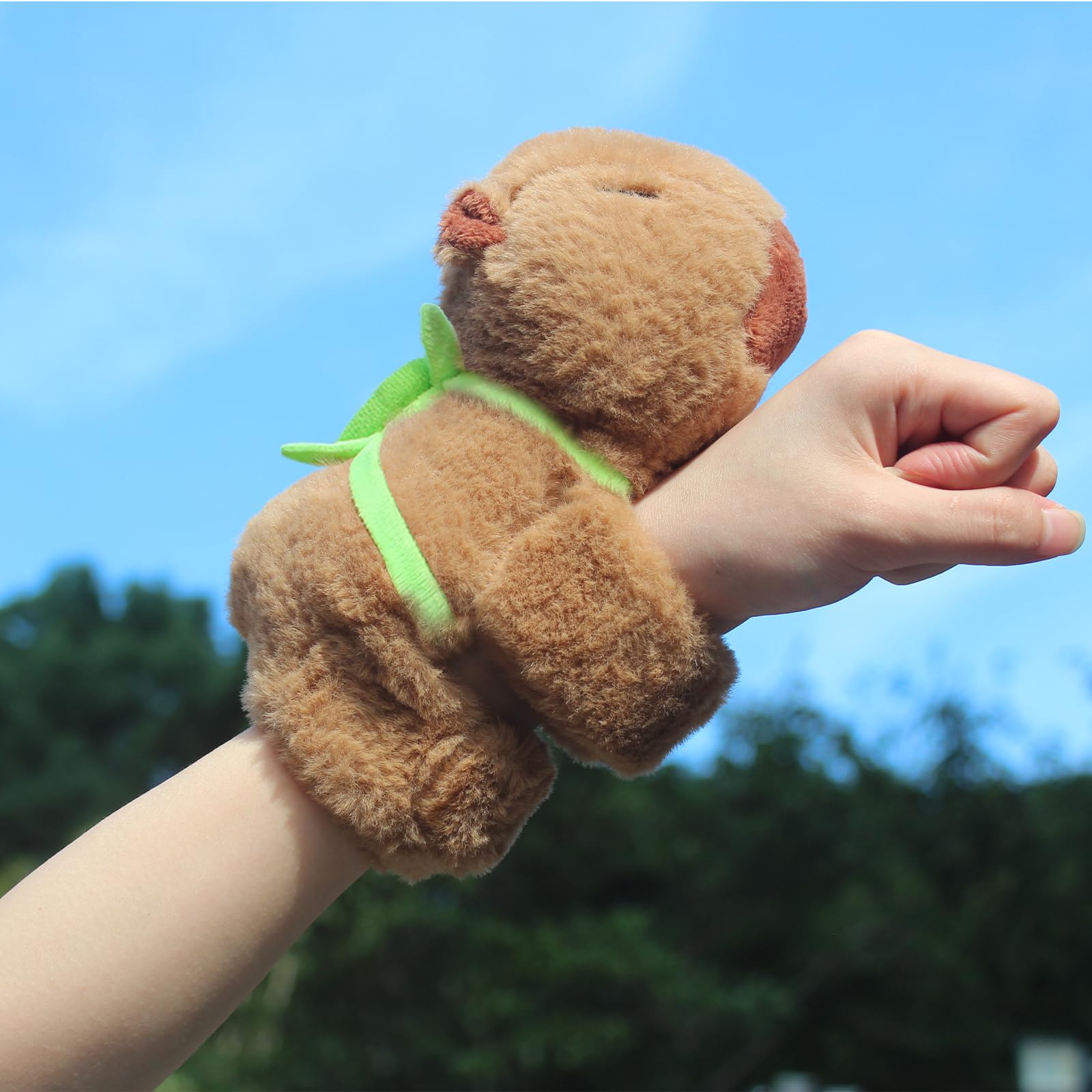 Bracelet Claque Capybara - Jouet En Peluche Snap Bracelet - Pour Enfants - Cadeau Anniversaire Ou Noël (18 Cm)