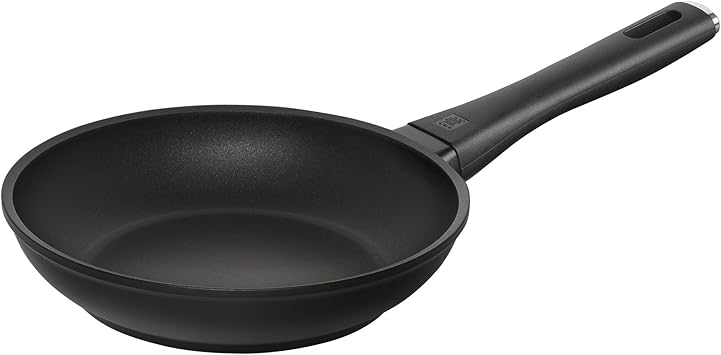 ZWILLING Madura Plus Forged 8-inch Nonstick Fry Pan - Thumbnail 5