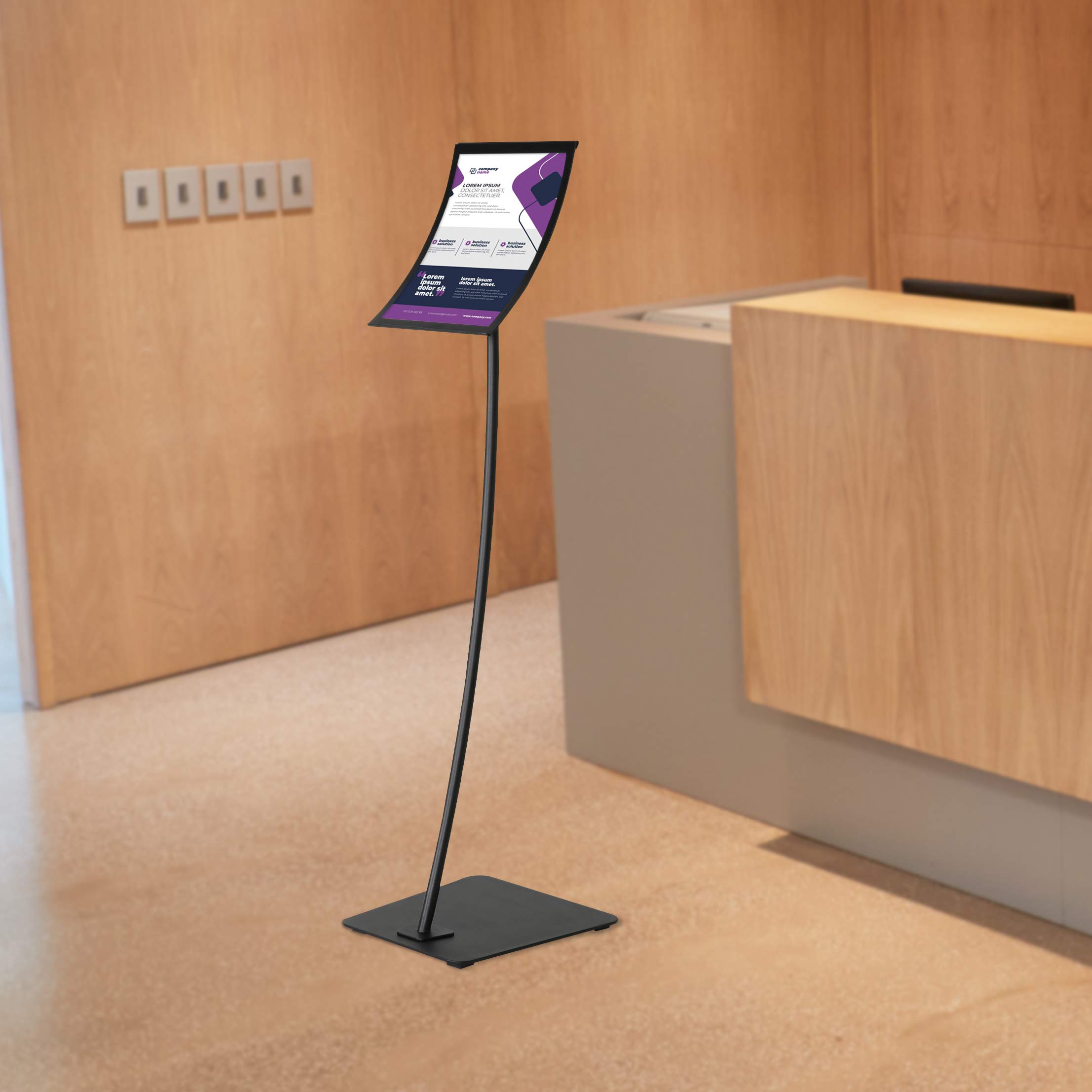 Infoständer Konkav | DIN A4 schwarz PREMIUM Informationsständer | Rostfreie schwere Stahl Fußplatte | Attraktiver Infohalter mit geschwungenem Design