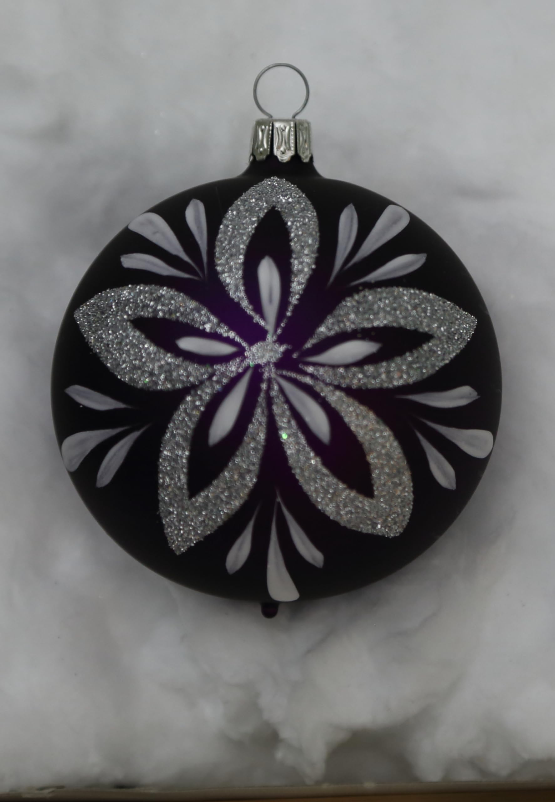 Lauschaer Glas Christbaumschmuck Sortiment mit klingenden Glocken lila matt mit Blumendekor 39 Teile Christbaumschmuck Weihnachtsbaumschmuck mundgeblasen, handdekoriert