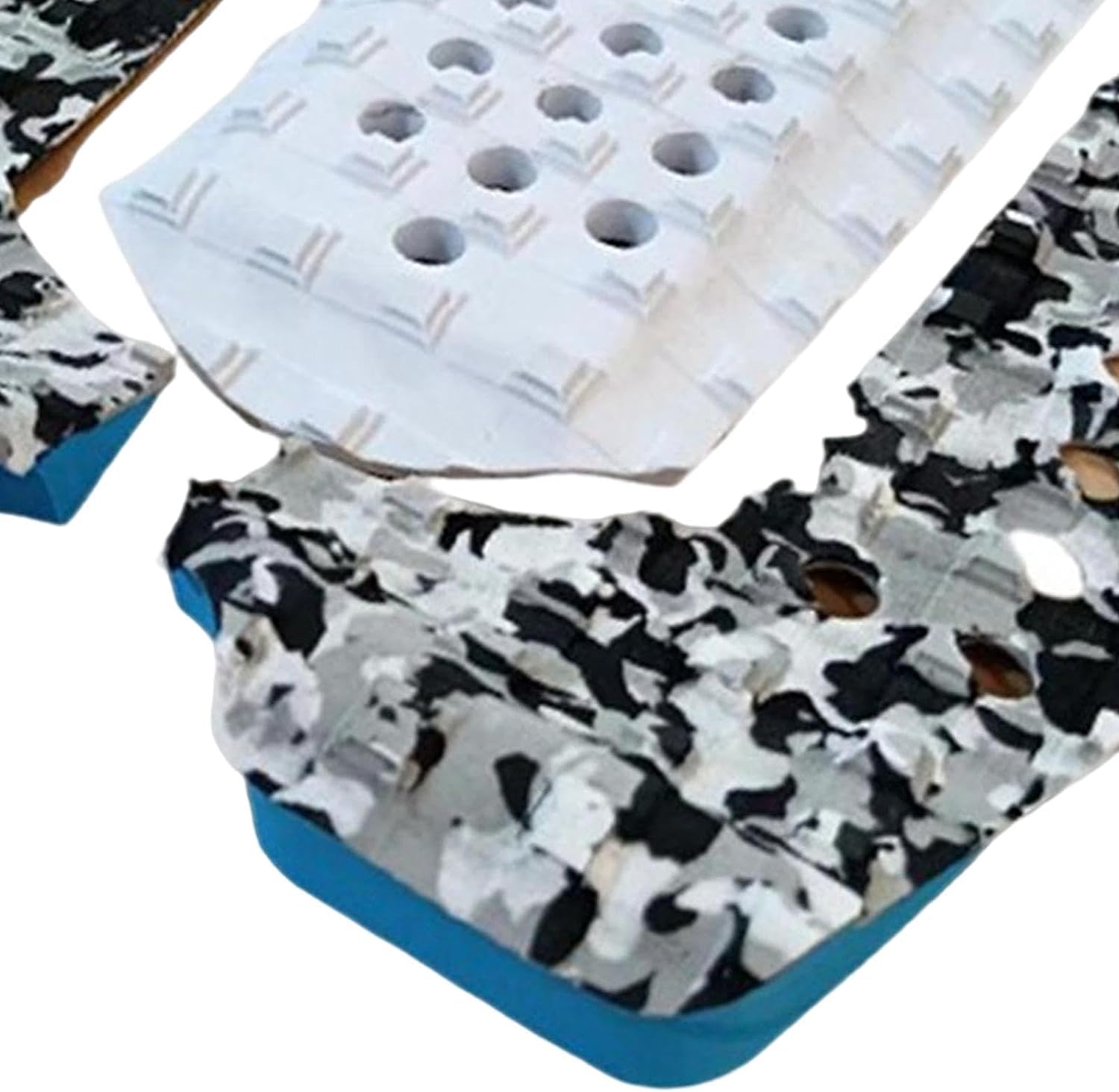 Generic Surfboard Traction Pad, Tail Pad Non Slip Surf Strong Grip Water Sports Decks Pad Deck Grip Mat for Skimboard Surfing Canoe Kiteboard Boat (Camo 33x31.5x0.5cm)