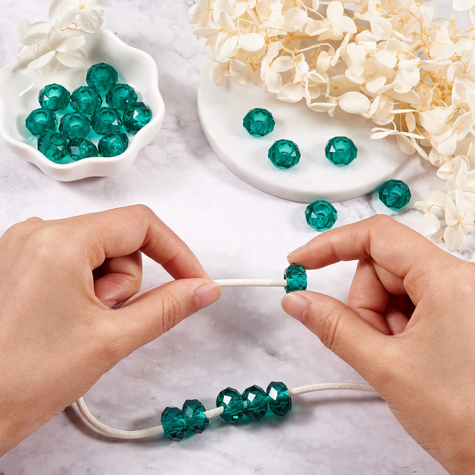 NBEADS 100 Perline Distanziatori In Vetro Europeo - 14 Mm, Foro 5 Mm, Colore Argento E Nero, Per Creazione Gioielli Fai Da Te