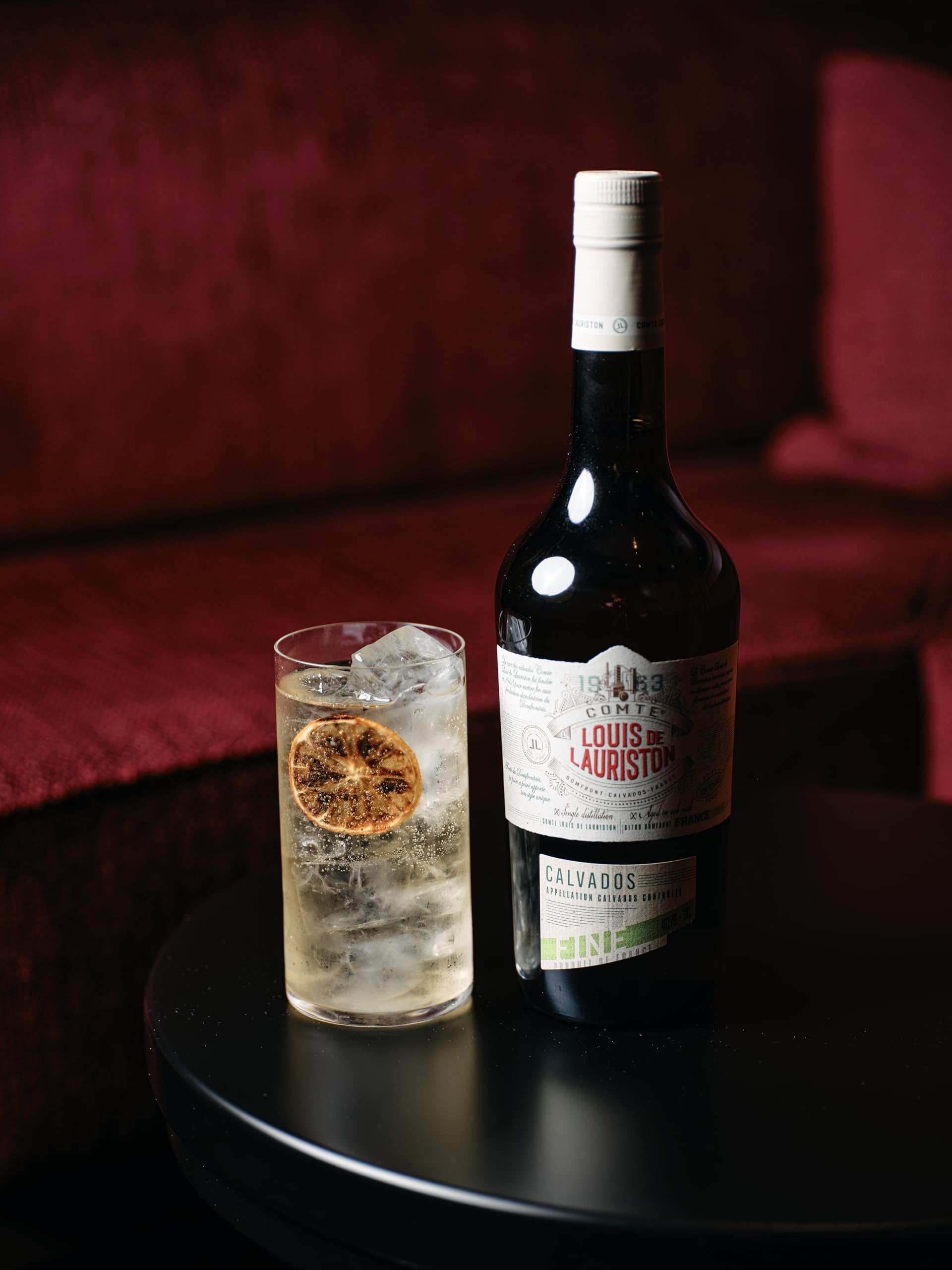 Calvados Domfrontais Comte De Lauriston Fine - Liquore Distillato Francese, Gusto Speziato e Fresco, 40%, Bottiglia in Vetro da 70cl