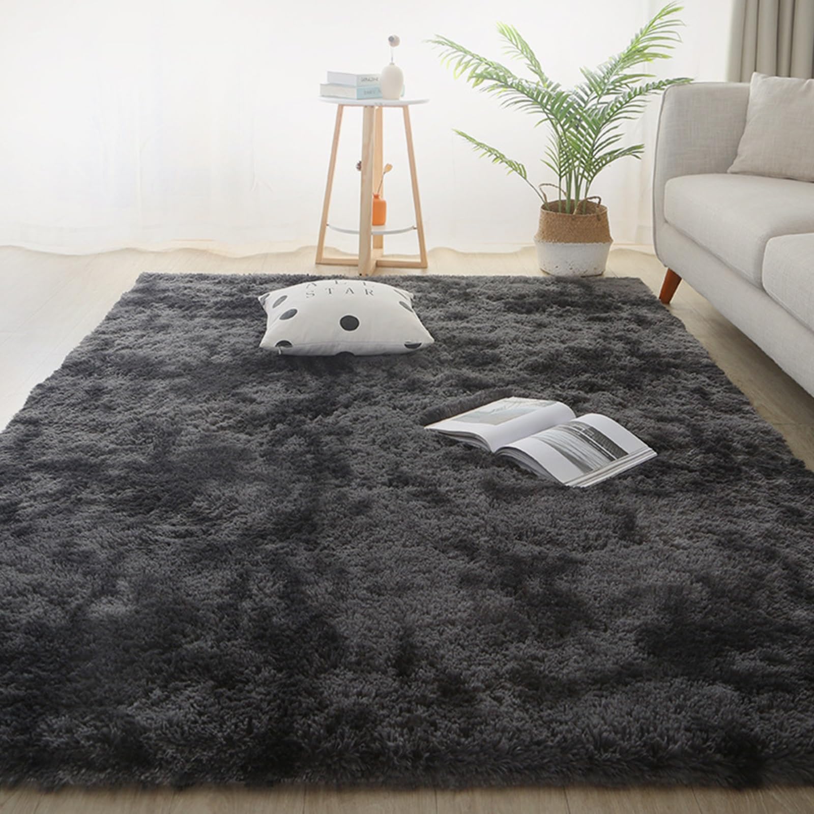 Tapis à poils longs moelleux pour chambre et salon cocooning