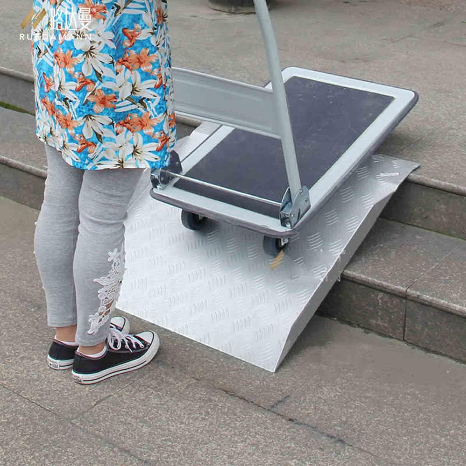 Rampa Para Sillas De Ruedas, Umbral De Puente Con Marco De Soporte Y Superficie Antideslizante, Rampas De Acero Inoxidable Para Sillas De Ruedas, Escaleras, Furgonetas Y Peldaños(70x 77 x 12cm)